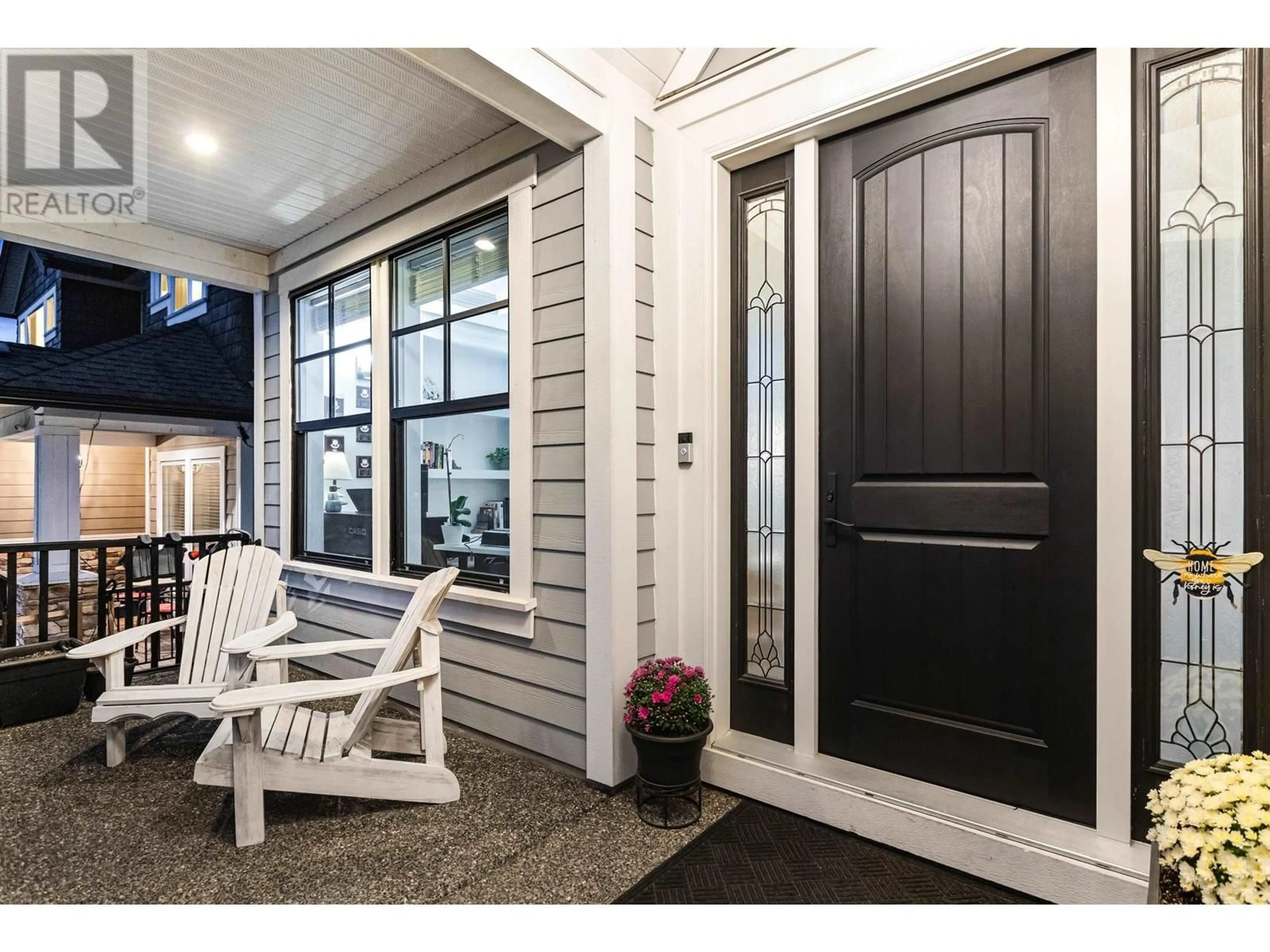 Indoor entryway, wood floors for 13377 235A STREET, Maple Ridge British Columbia V4R0E4