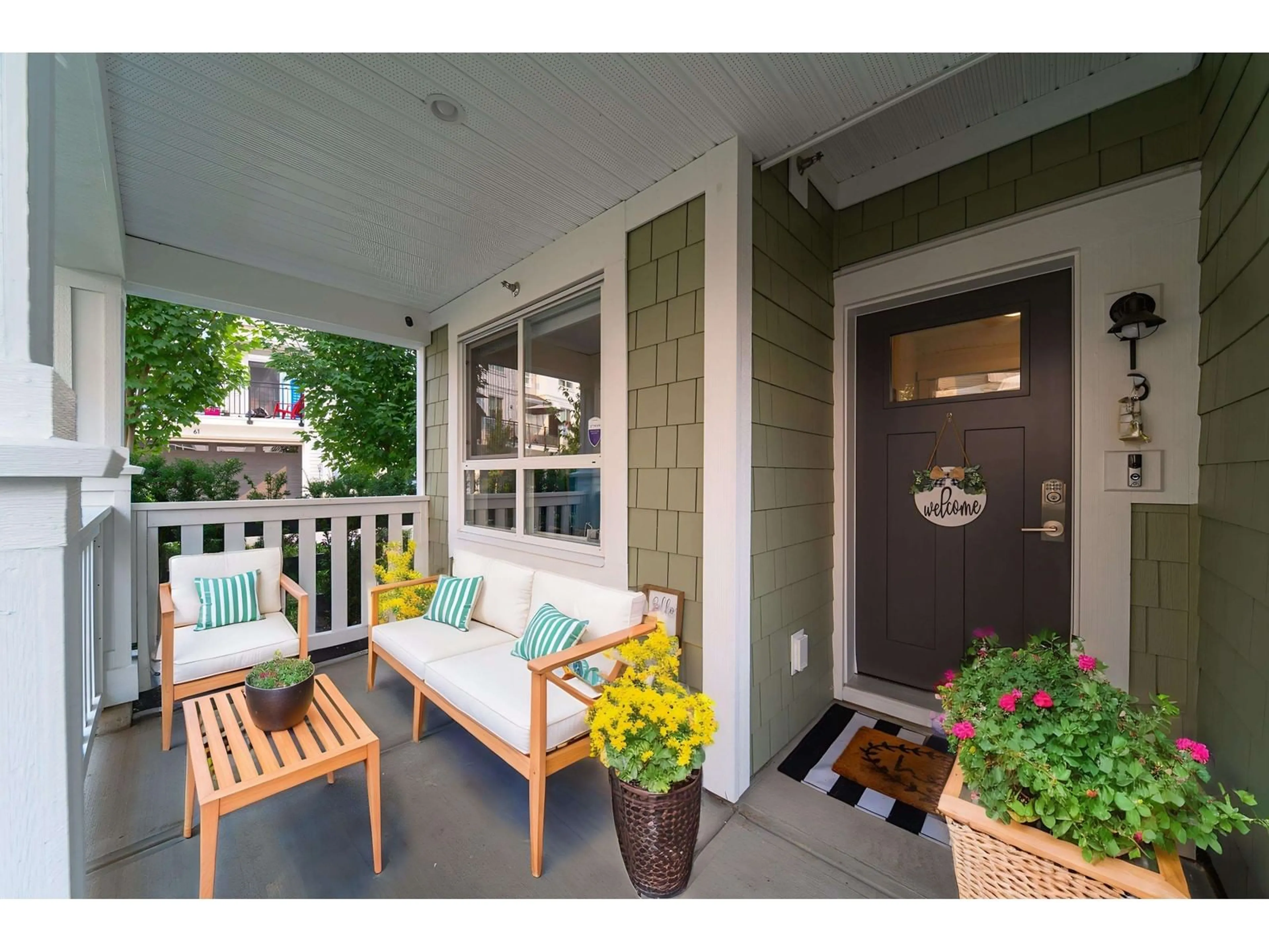 Indoor entryway, wood floors for 133 8335 NELSON STREET, Mission British Columbia V4S0E4