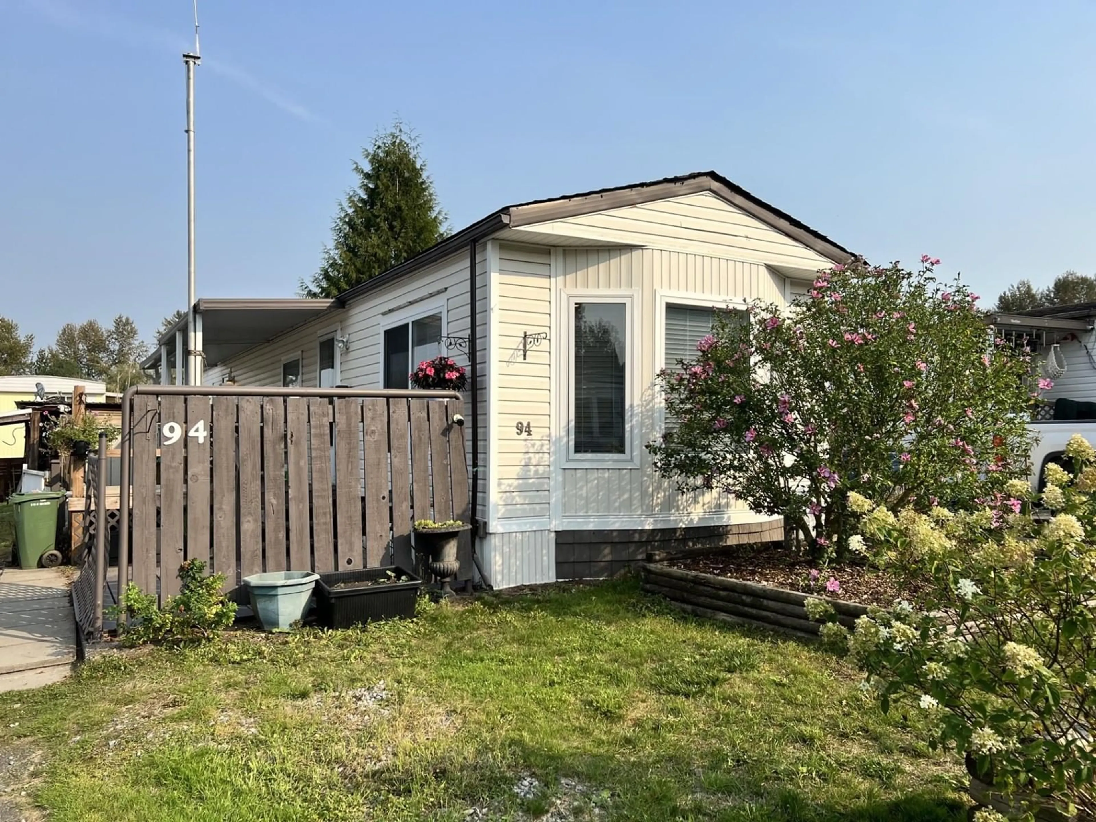 Shed for 94 - 3300 HORN, Abbotsford British Columbia V2S7Y6