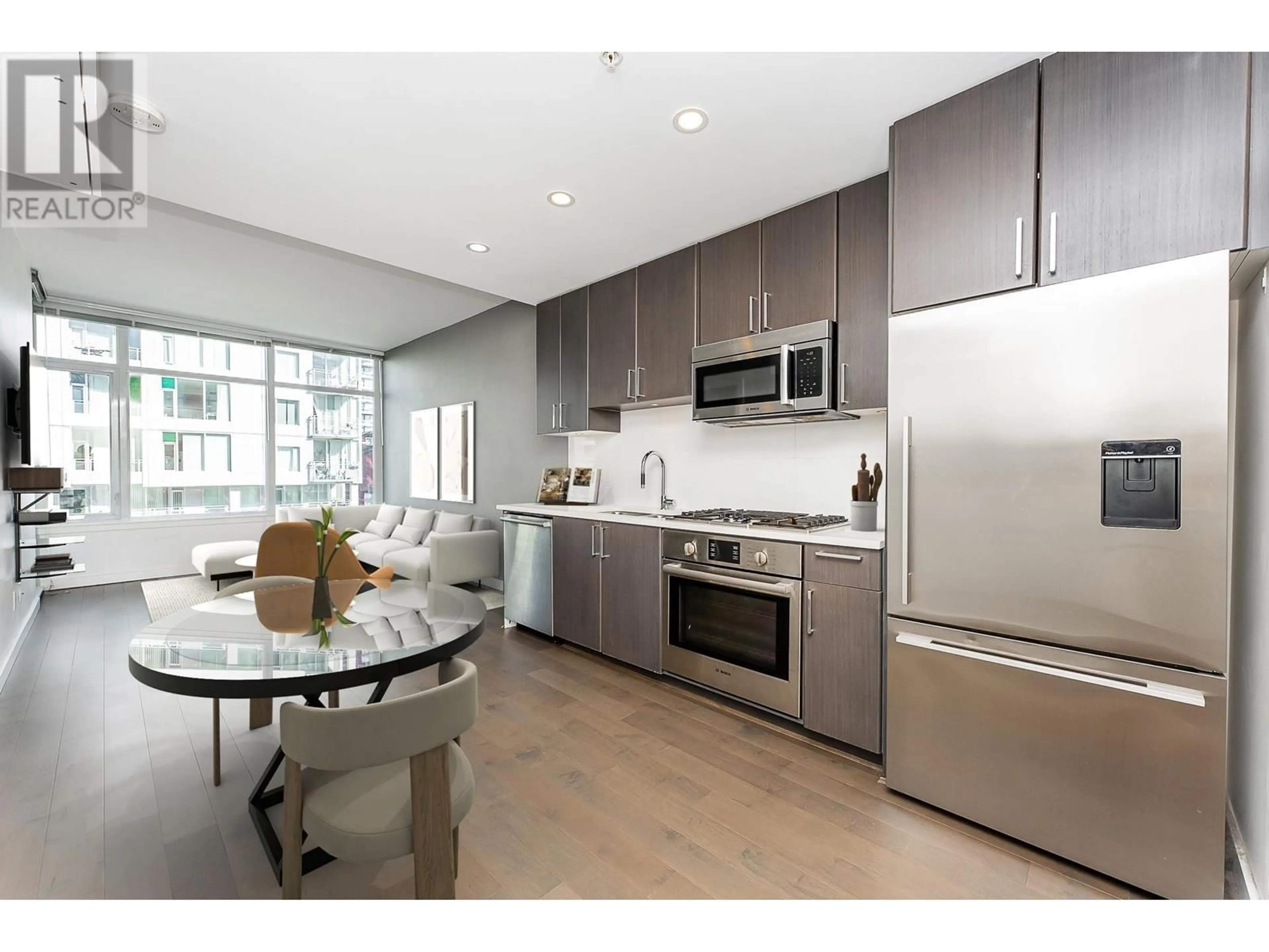 Open concept kitchen for 501 38 W 1ST AVENUE, Vancouver British Columbia V5Y0K3