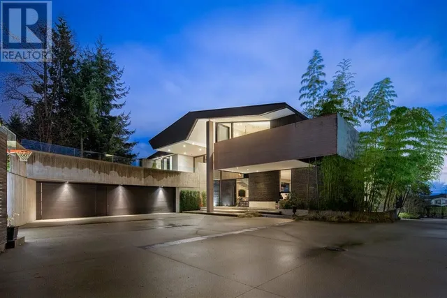 1071 GROVELAND ROAD, West Vancouver 2
