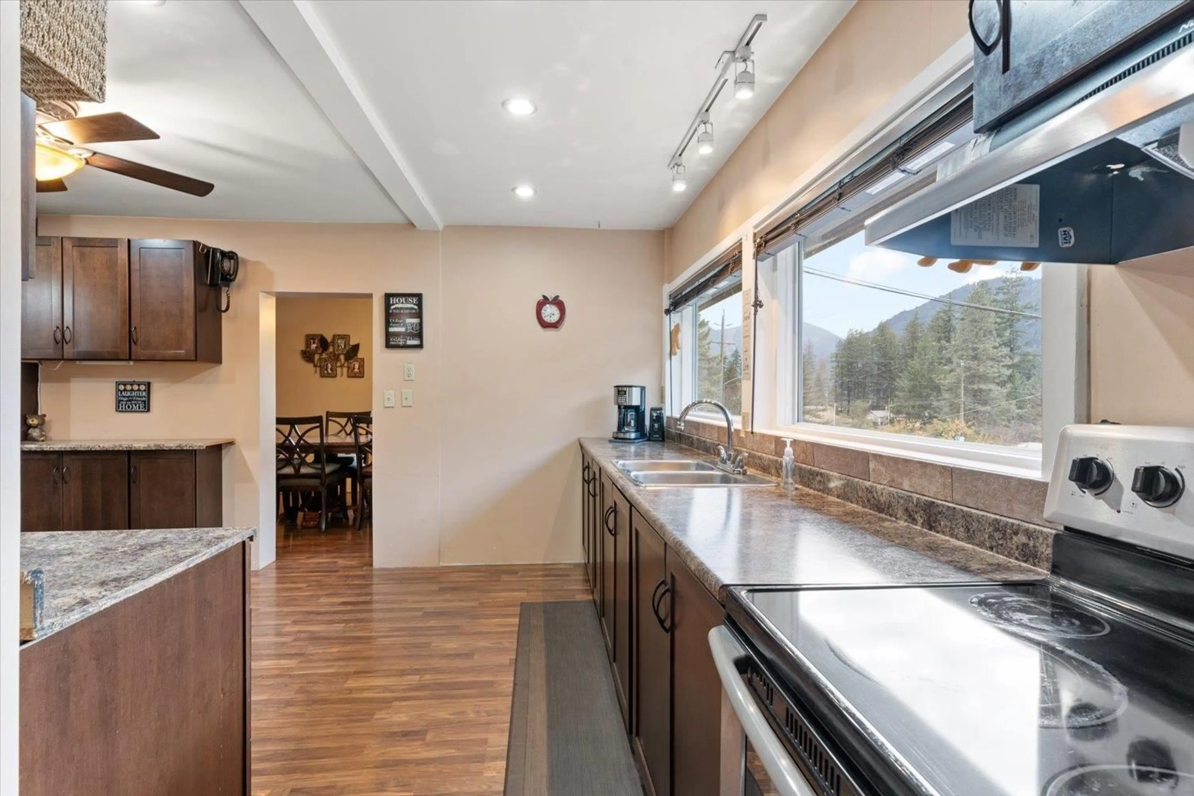 Open concept kitchen for 47480 FAIRLEY ROAD, Boston Bar / Lytton British Columbia V0K1C0