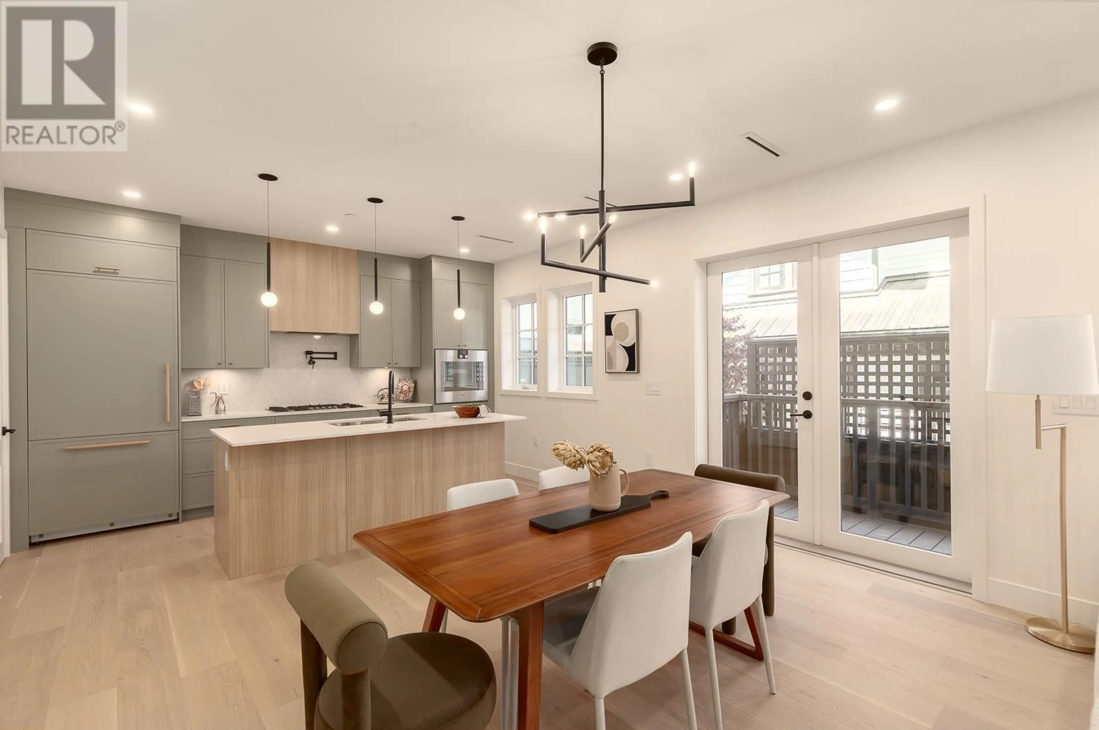 Open concept kitchen for 231 W 15TH AVENUE, Vancouver British Columbia V5Y1Y1