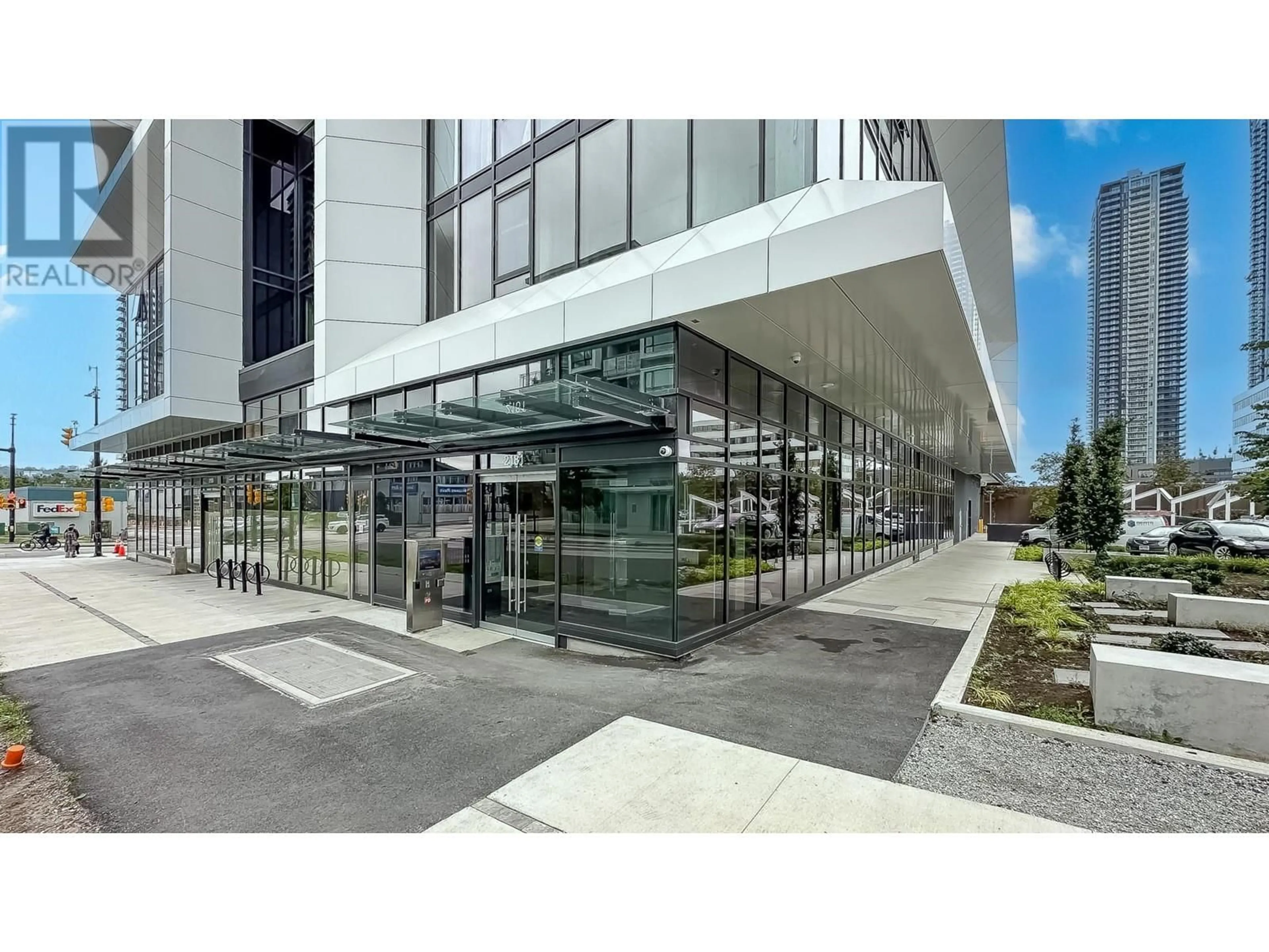 Indoor foyer for 2206 2181 MADISON AVENUE, Burnaby British Columbia V5C0N4