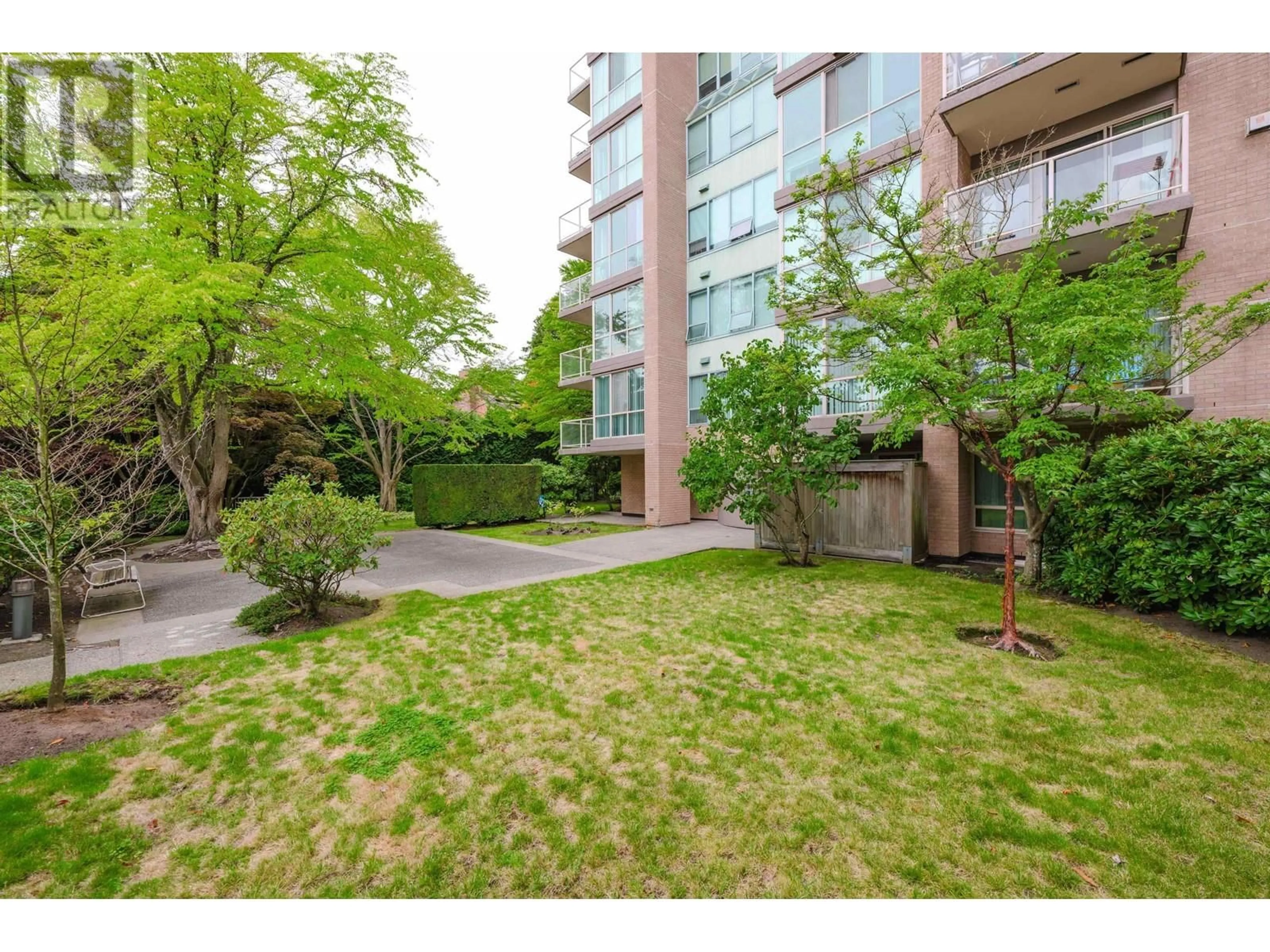 Floor plan for 403 - 2288 40TH AVENUE, Vancouver British Columbia V6M1W6
