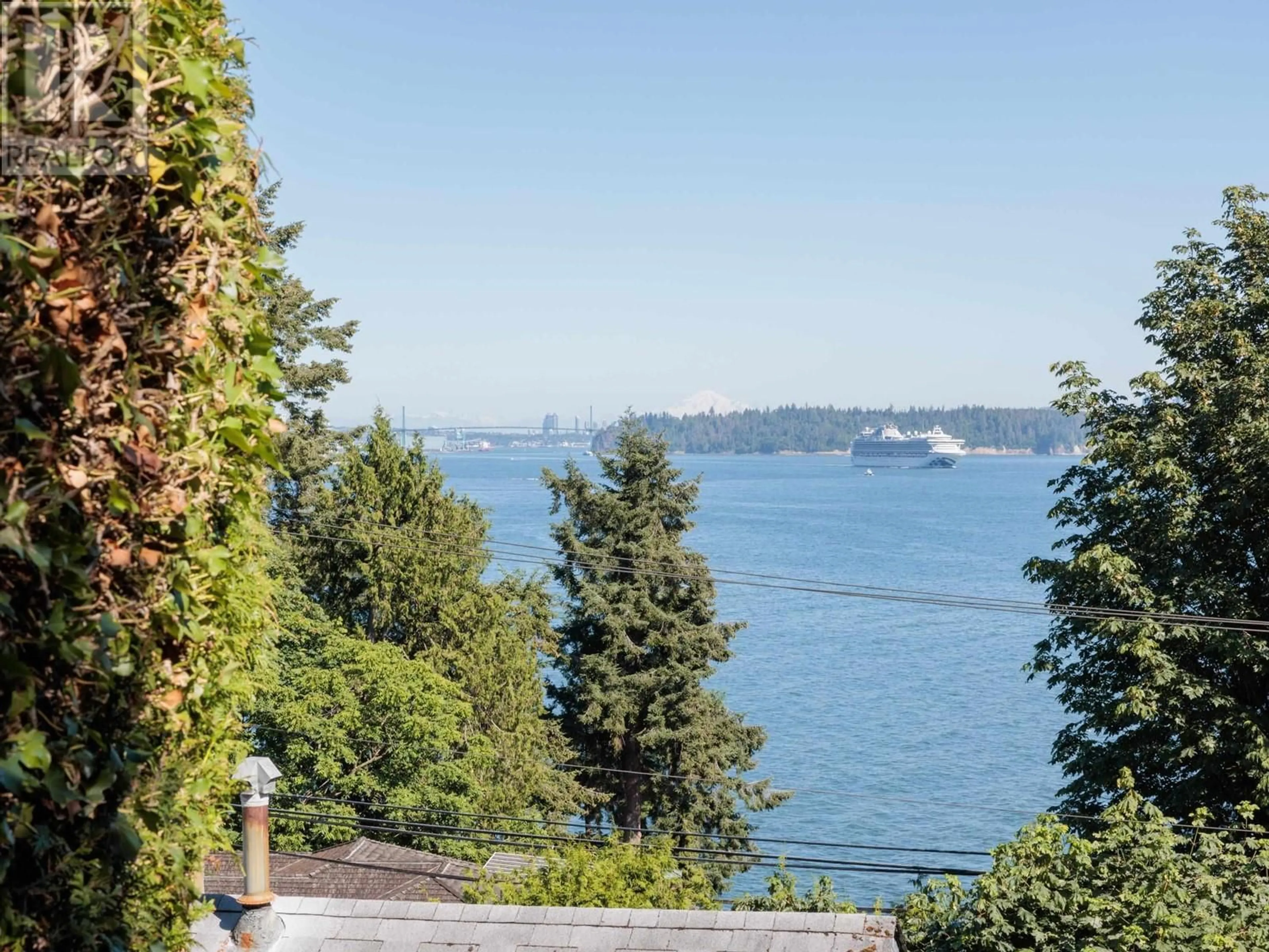 A pic from exterior of the house or condo, the view of lake or river for 3575 SUNSET LANE, West Vancouver British Columbia V7V0A9