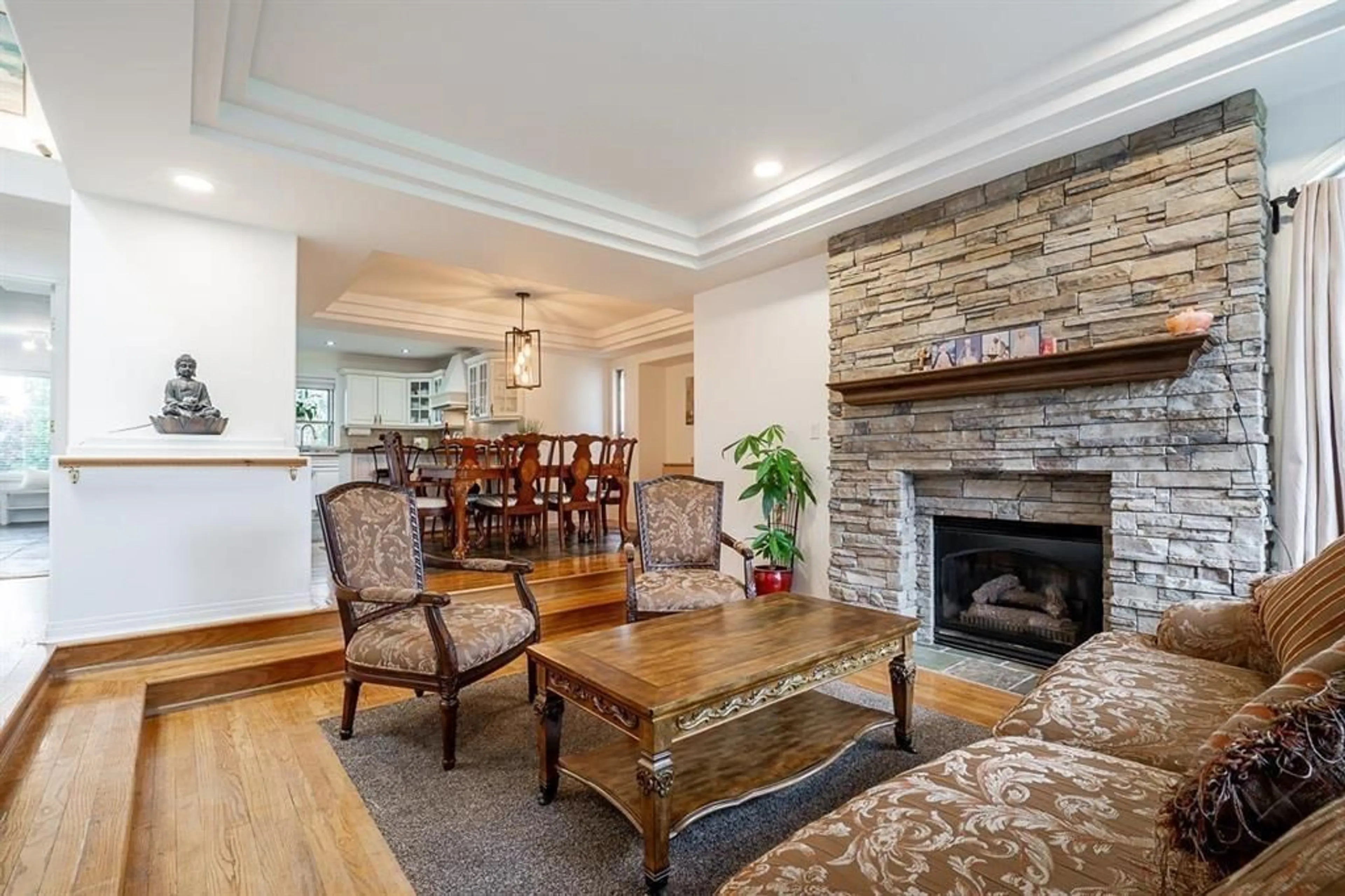 Living room, wood floors for 4669 221 STREET, Langley British Columbia V2Z1A9