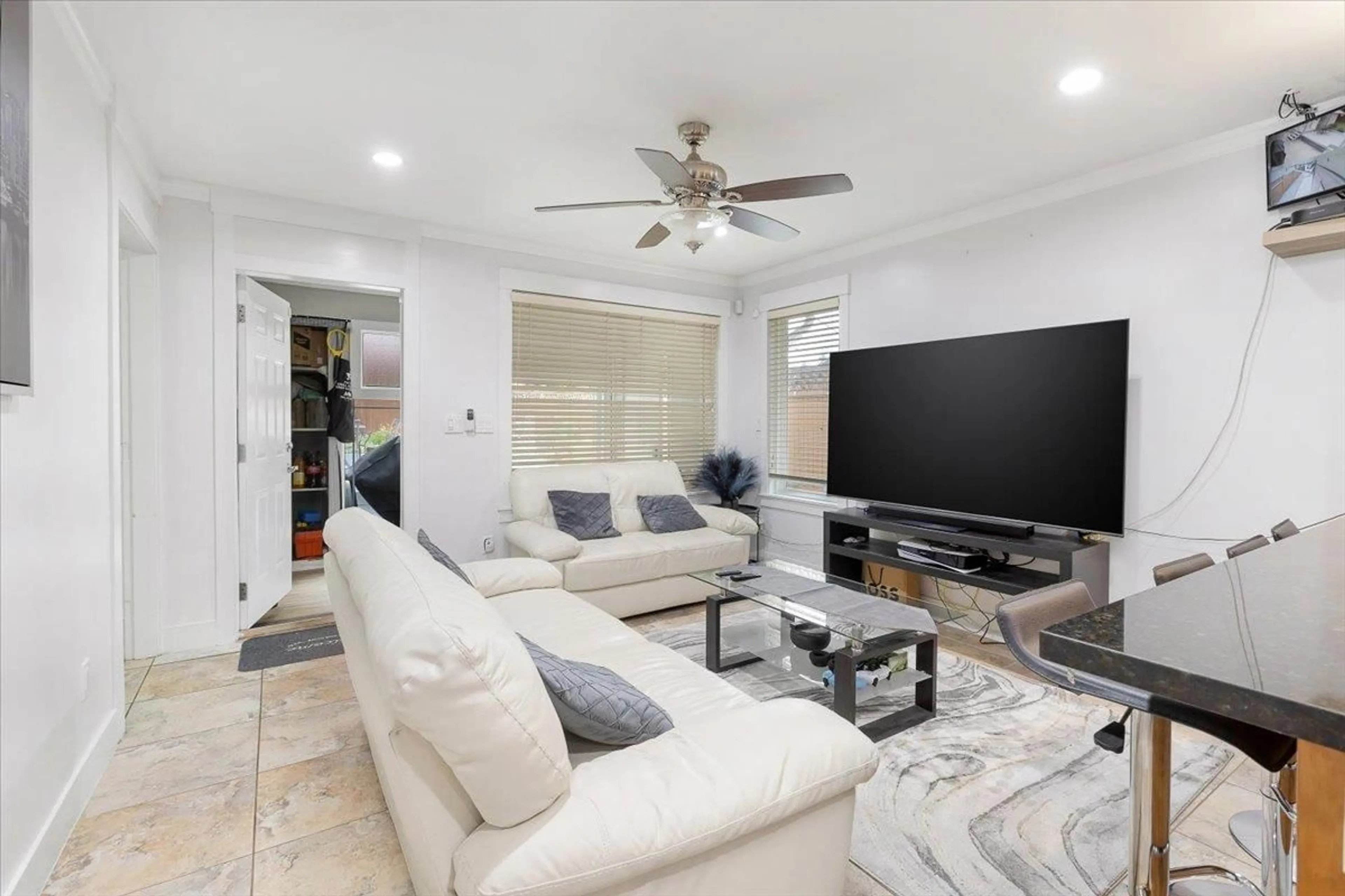 Living room, wood floors for 7908 117 STREET, Delta British Columbia V4C6A5