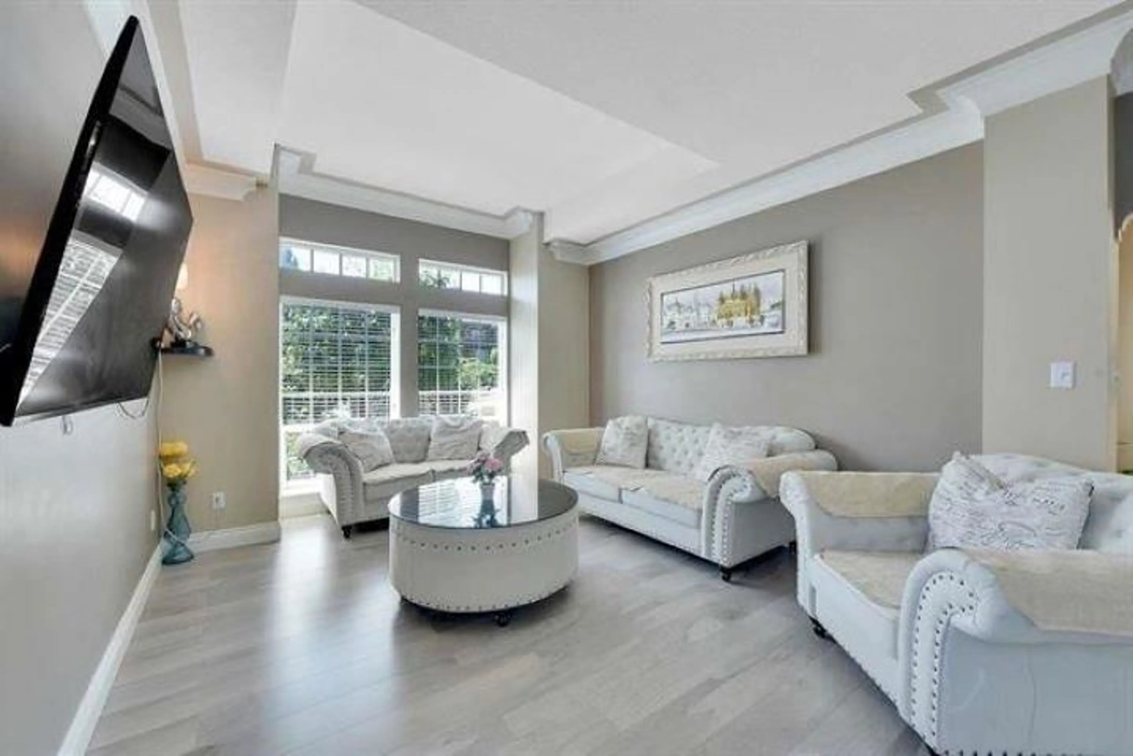 Living room, wood floors for 36047 EMPRESS DRIVE, Abbotsford British Columbia V3G1L2