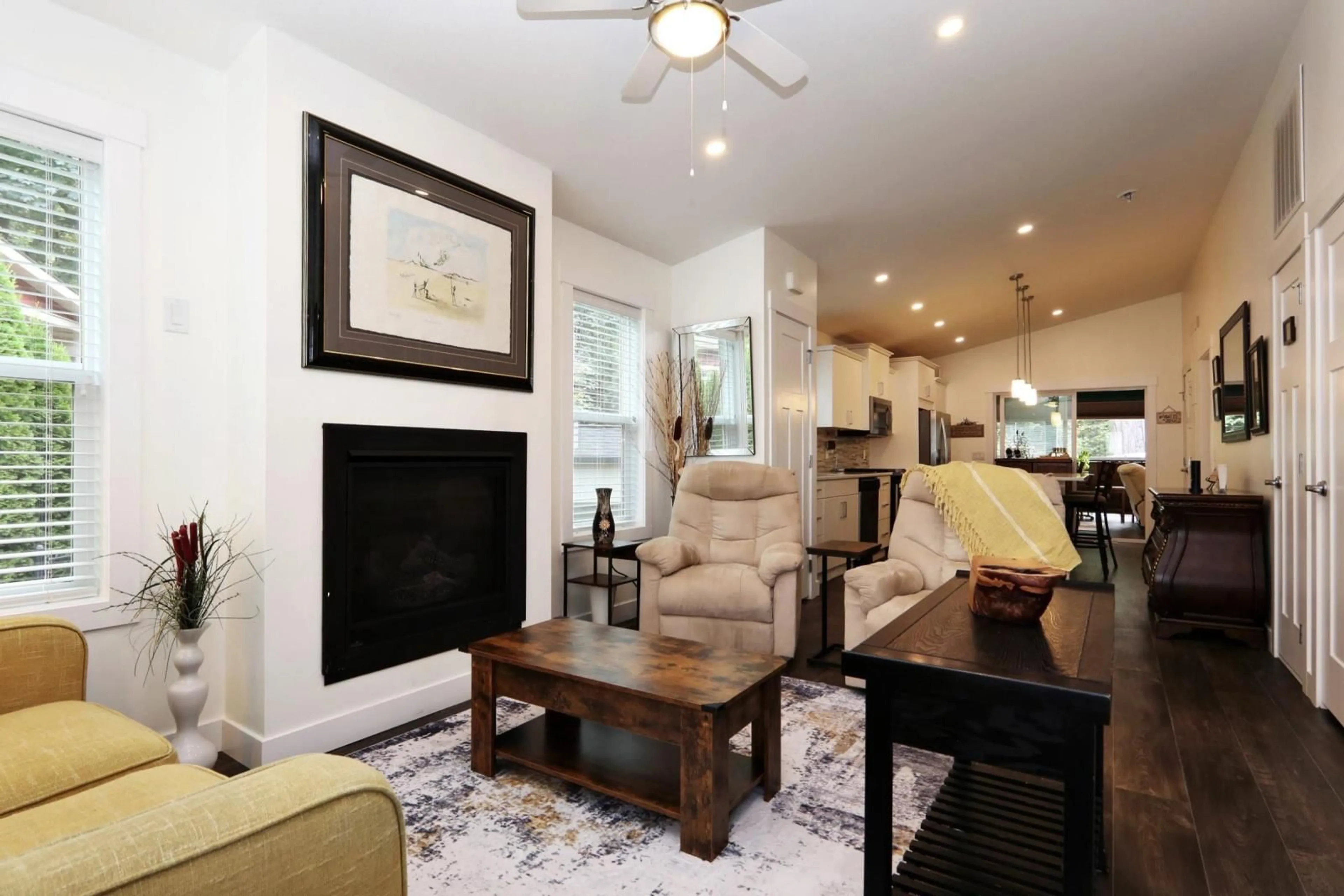 Living room, wood floors for 74 53480 BRIDAL FALLS ROAD, Chilliwack British Columbia V0X1X1