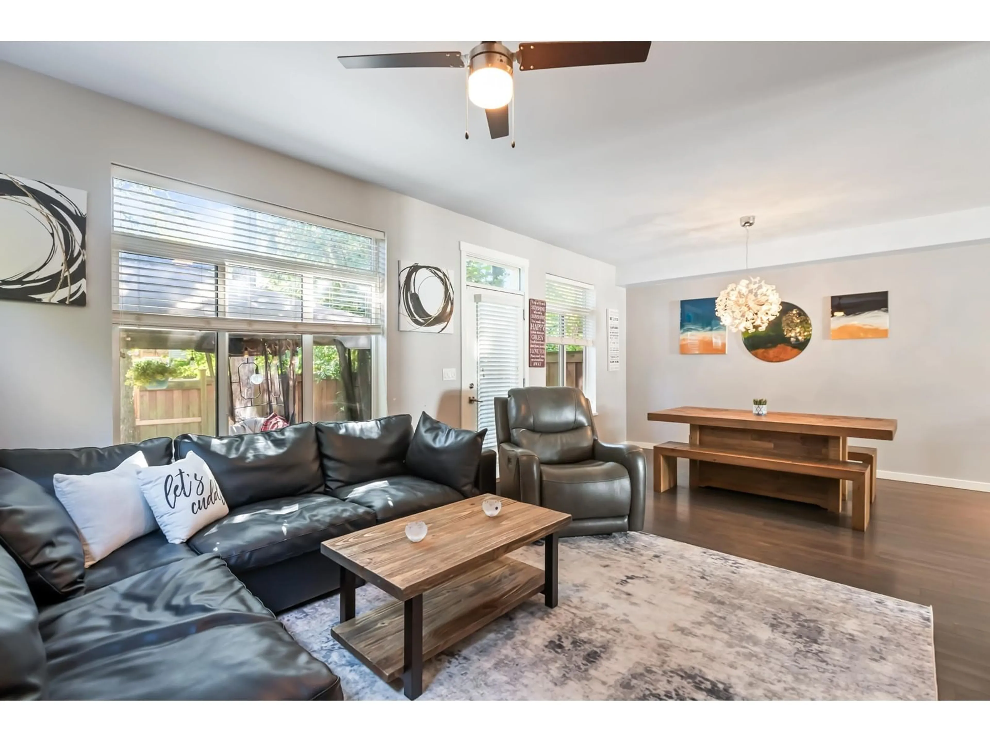 Living room, wood floors for 35 15128 24 AVENUE, Surrey British Columbia V4A2H8