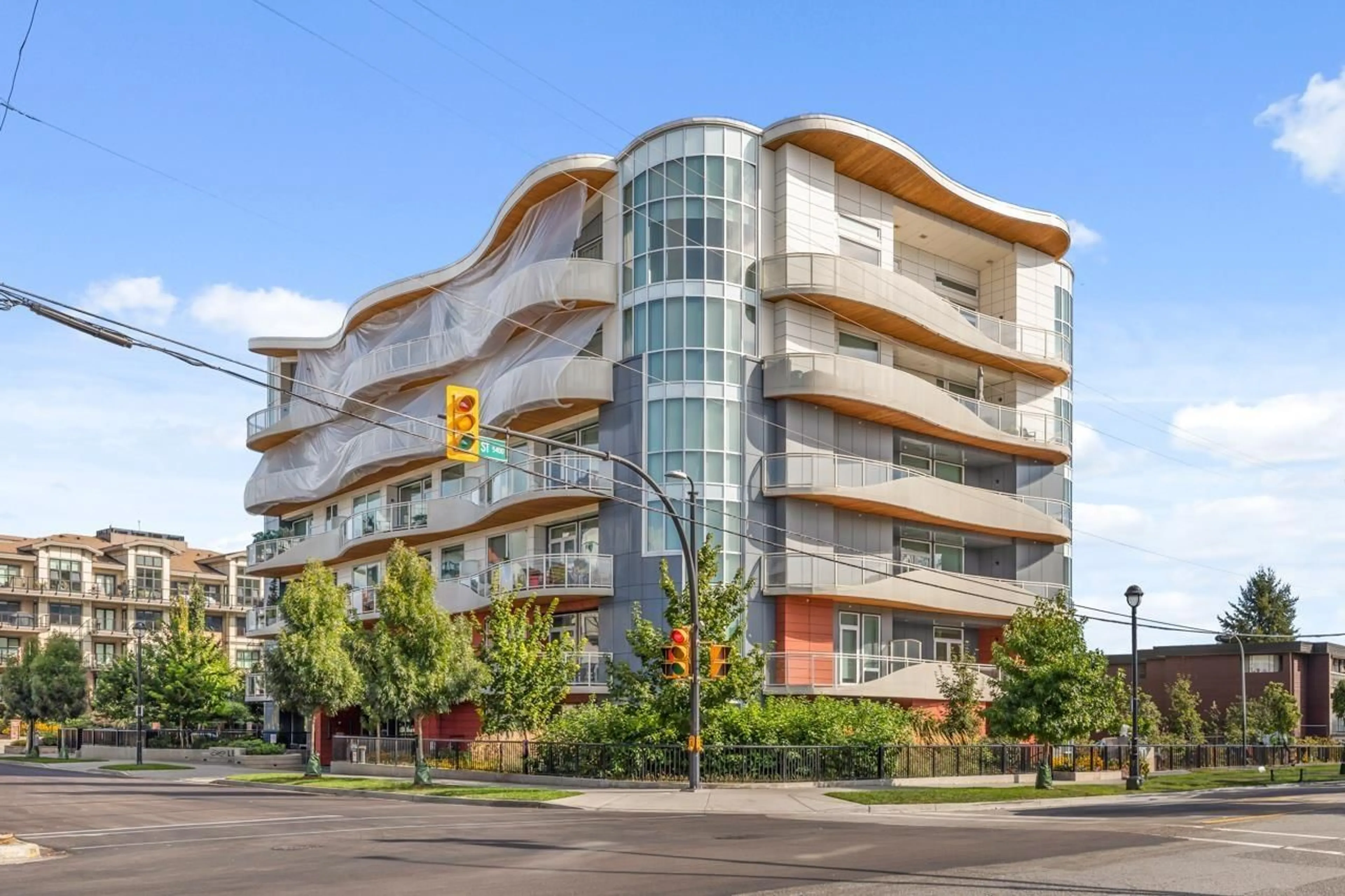 A pic from exterior of the house or condo, the front or back of building for 210 20416 PARK AVENUE, Langley British Columbia V3A0N2