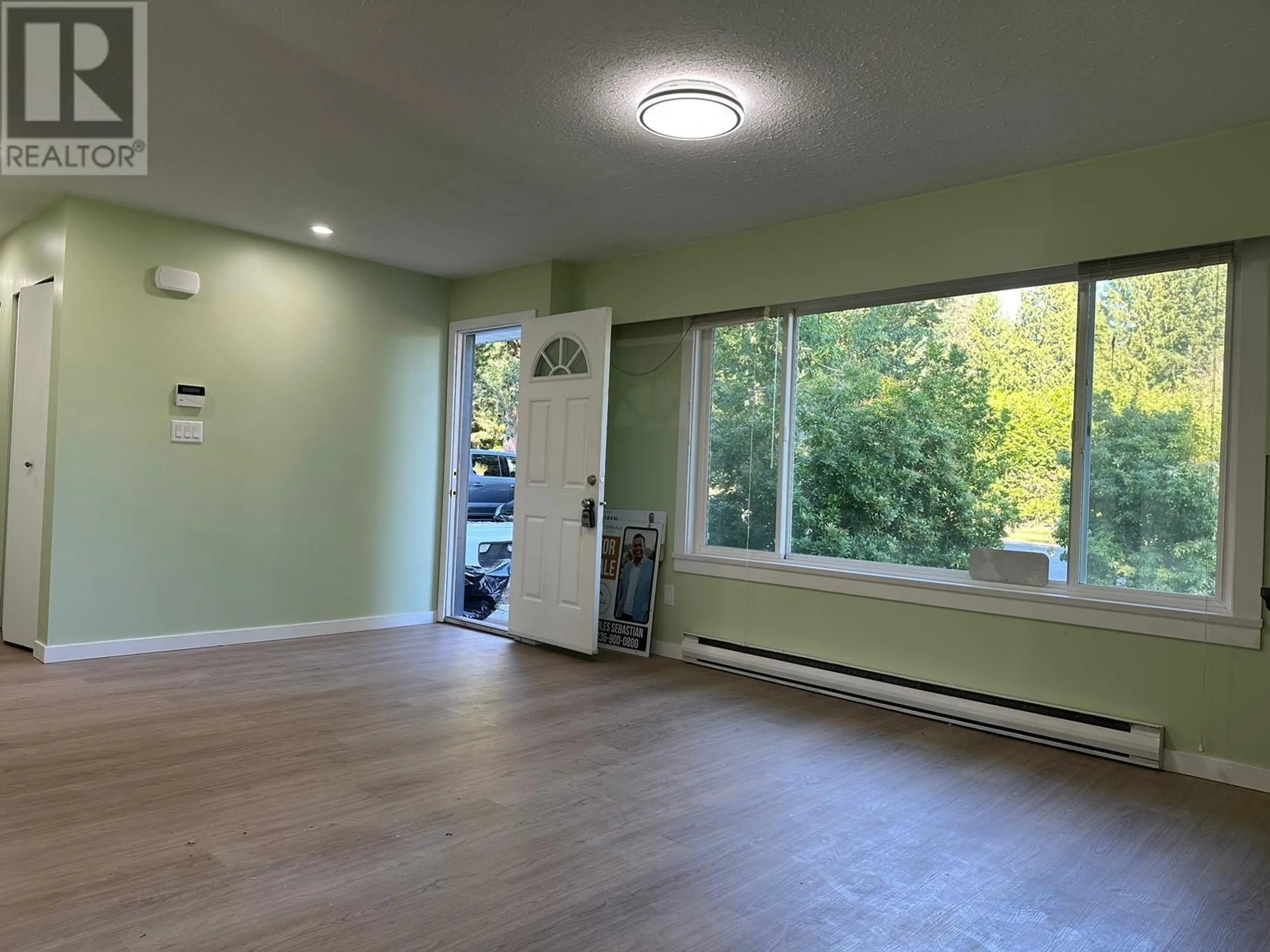 A pic of a room, not visible floor for 537 VETERANS ROAD, Gibsons British Columbia V0N1V4