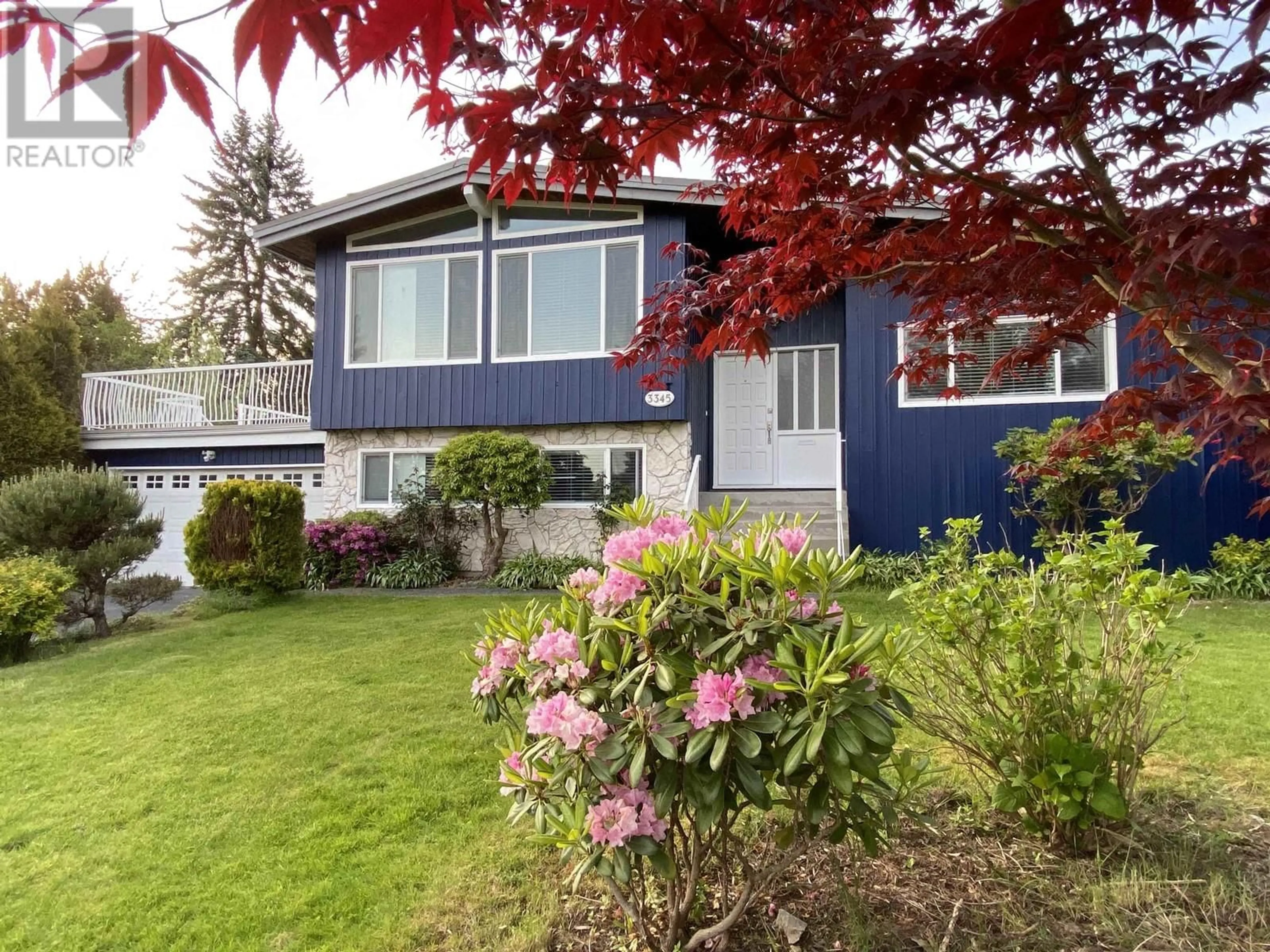 Home with vinyl exterior material, street for 3345 CARDINAL DRIVE, Burnaby British Columbia V5A2T7