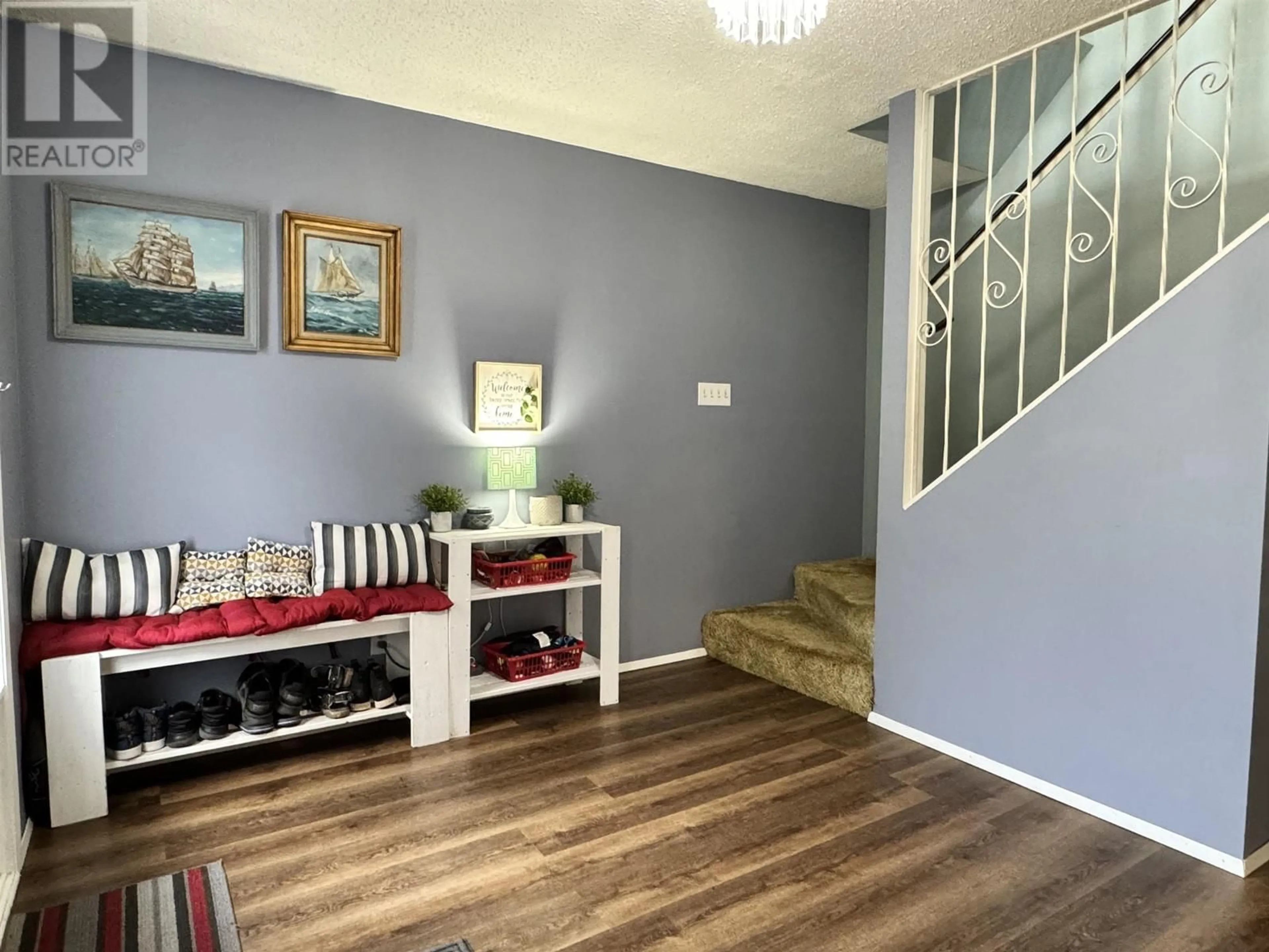 Indoor entryway, wood floors for 4818 SOUCIE AVENUE, Terrace British Columbia V8G4R8