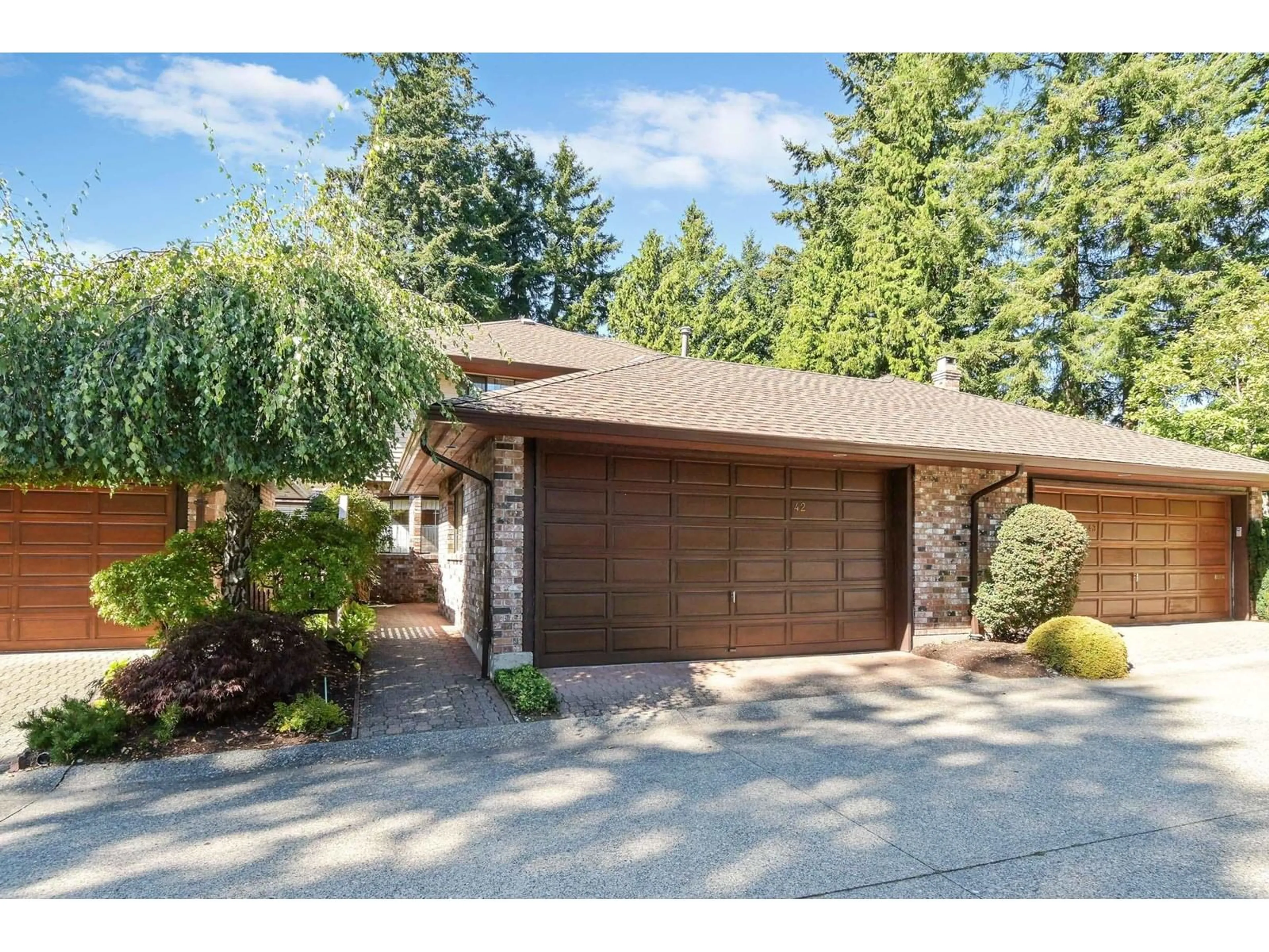 Frontside or backside of a home, cottage for 42 1725 SOUTHMERE CRESCENT, Surrey British Columbia V4A7A7