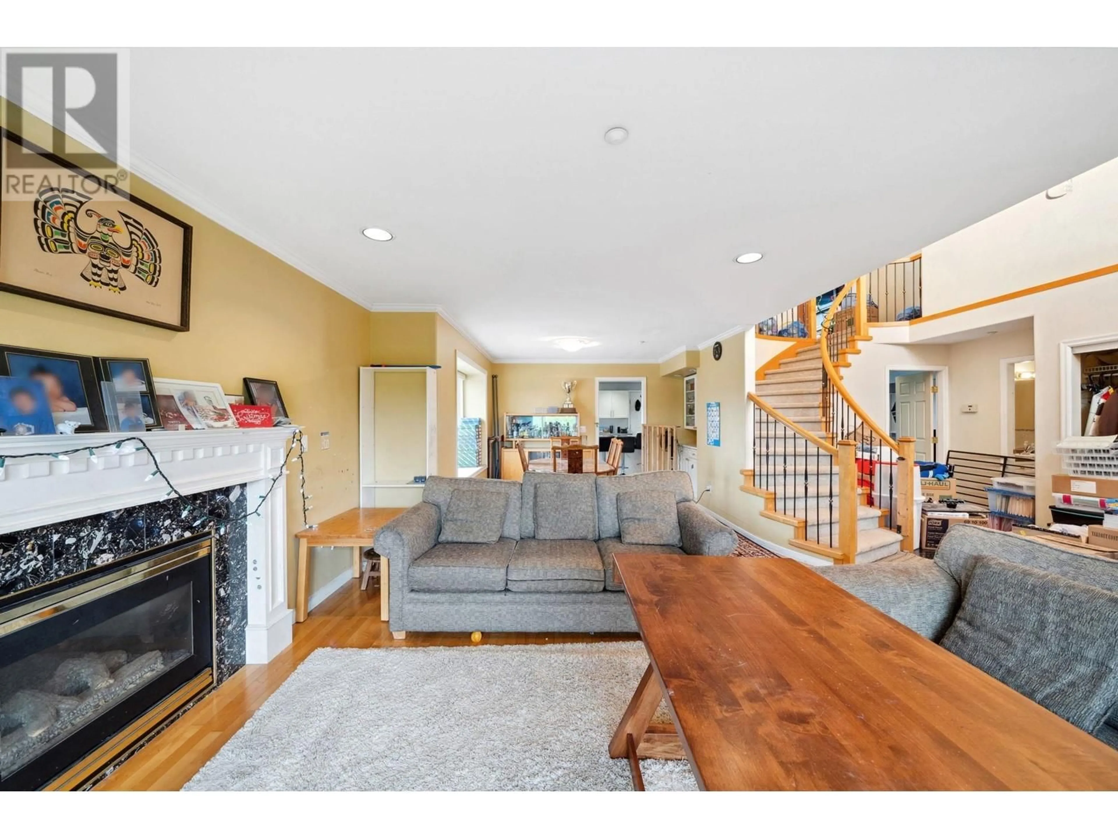 Living room, wood floors for 3298 E 2ND AVENUE, Vancouver British Columbia V5M1G3