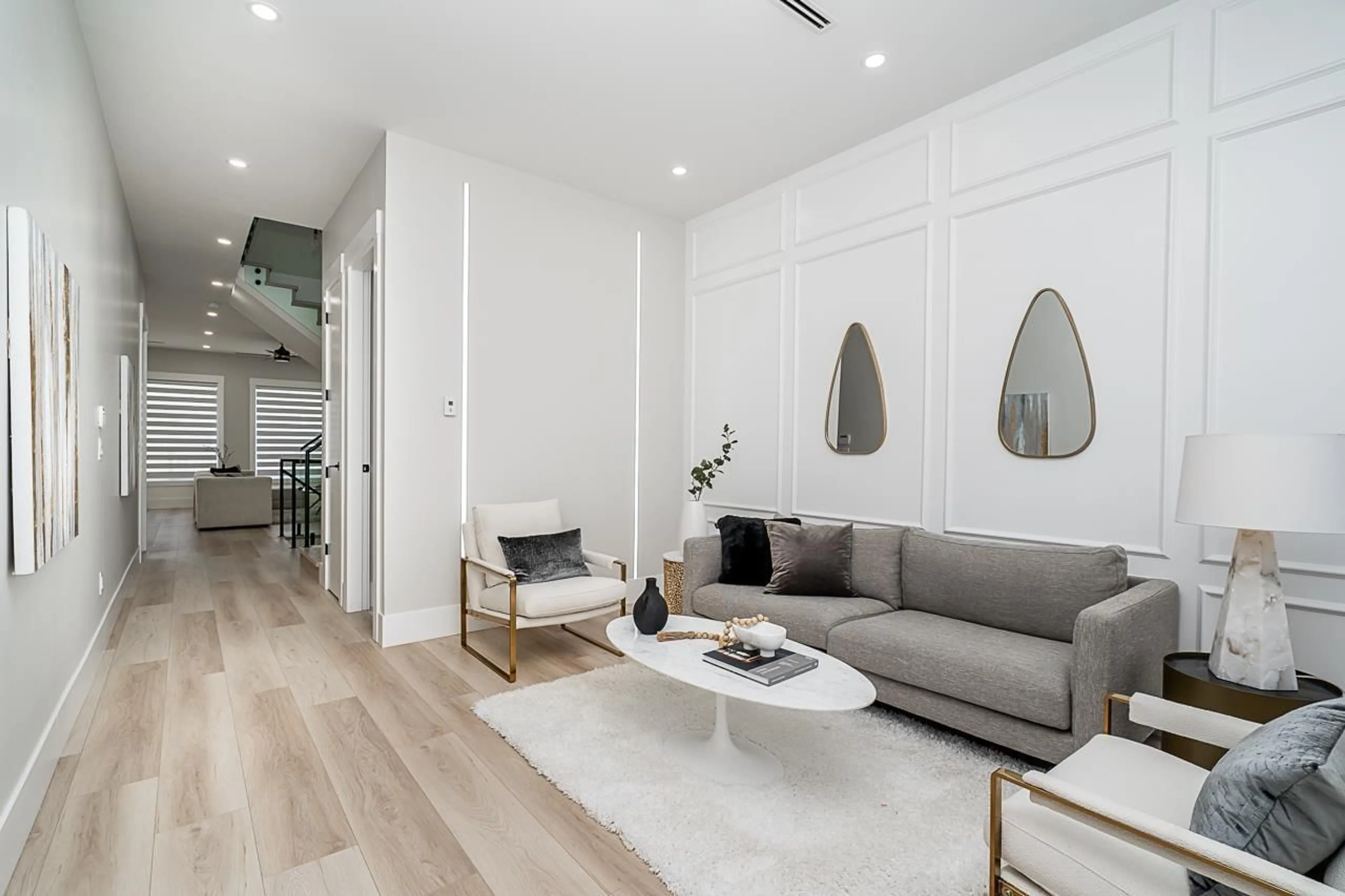 Living room, wood floors for 7525 205A STREET, Langley British Columbia V2Y1V5