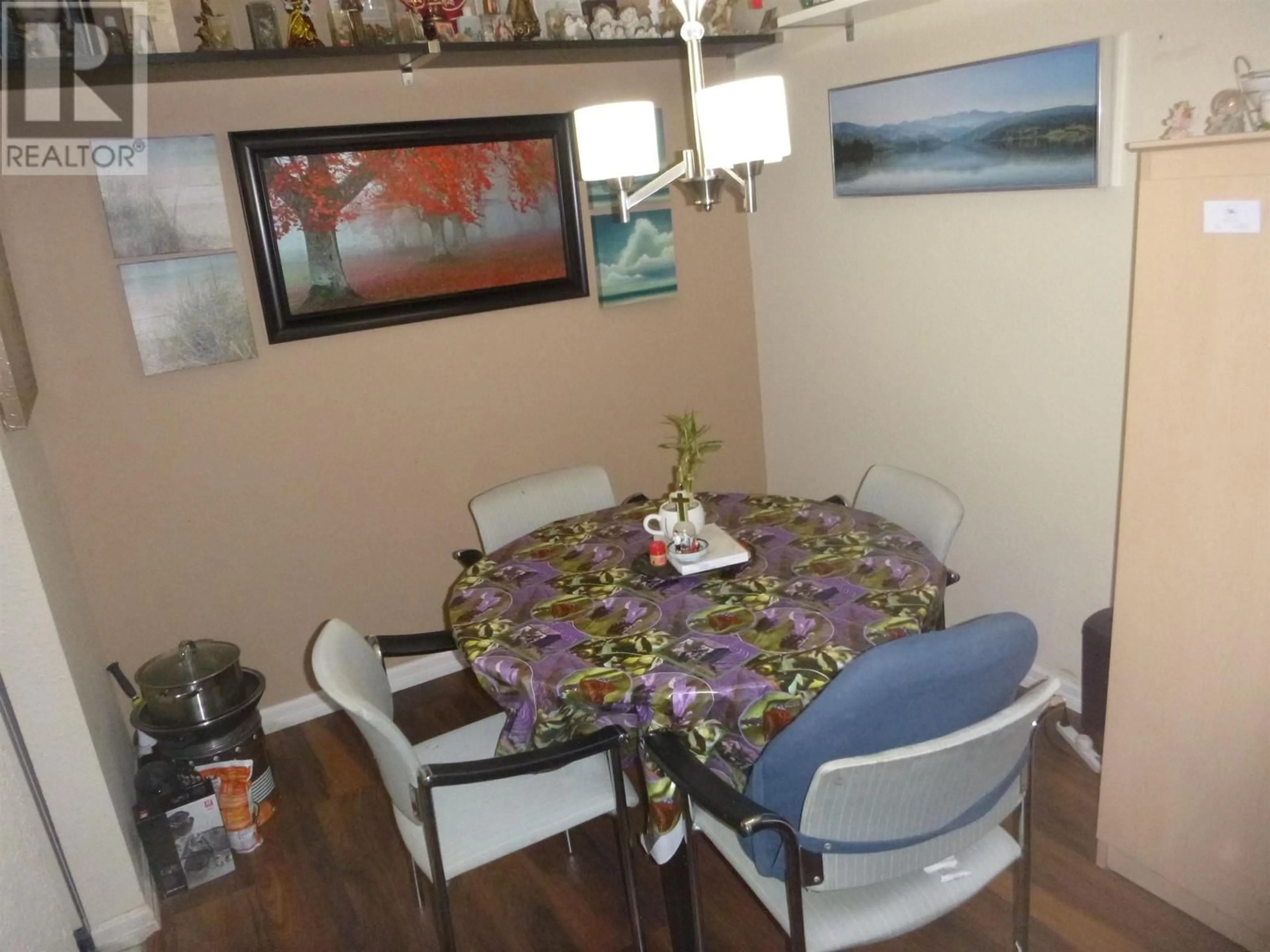 Dining room, cottage for 209 3411 SPRINGFIELD DRIVE, Richmond British Columbia V7E1Z1