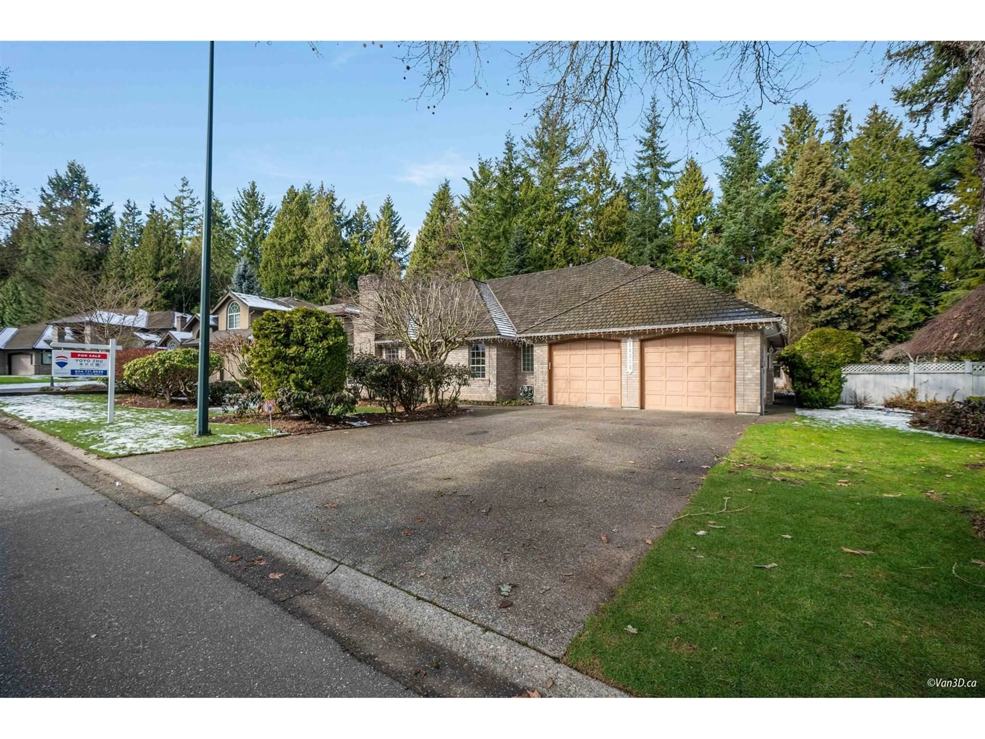 Frontside or backside of a home, the street view for 14239 31 AVENUE, Surrey British Columbia V4P1R3