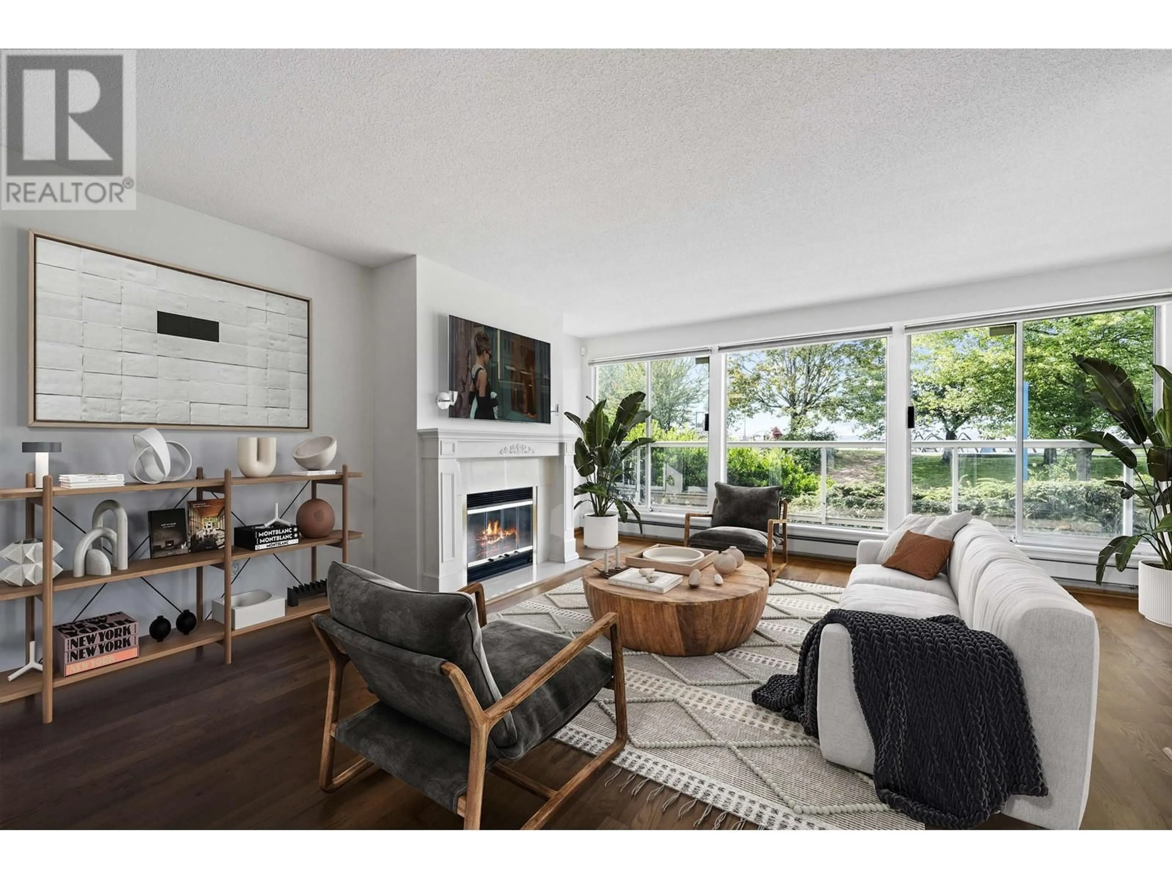 Living room, wood floors for 1102 33 CHESTERFIELD PLACE, North Vancouver British Columbia V7M3K4