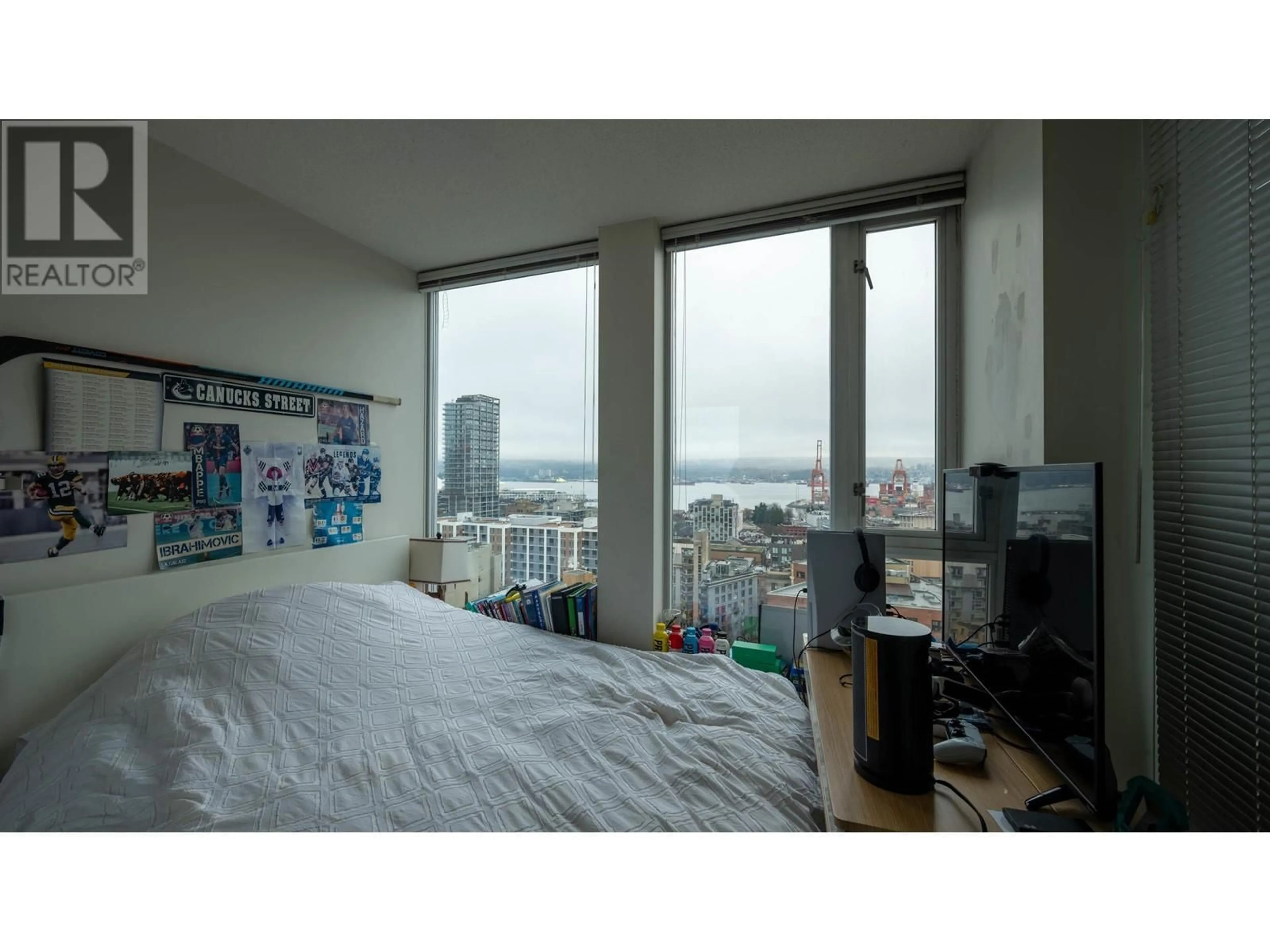 A pic of a room for 2207 - 550 TAYLOR STREET, Vancouver British Columbia V6B1R1