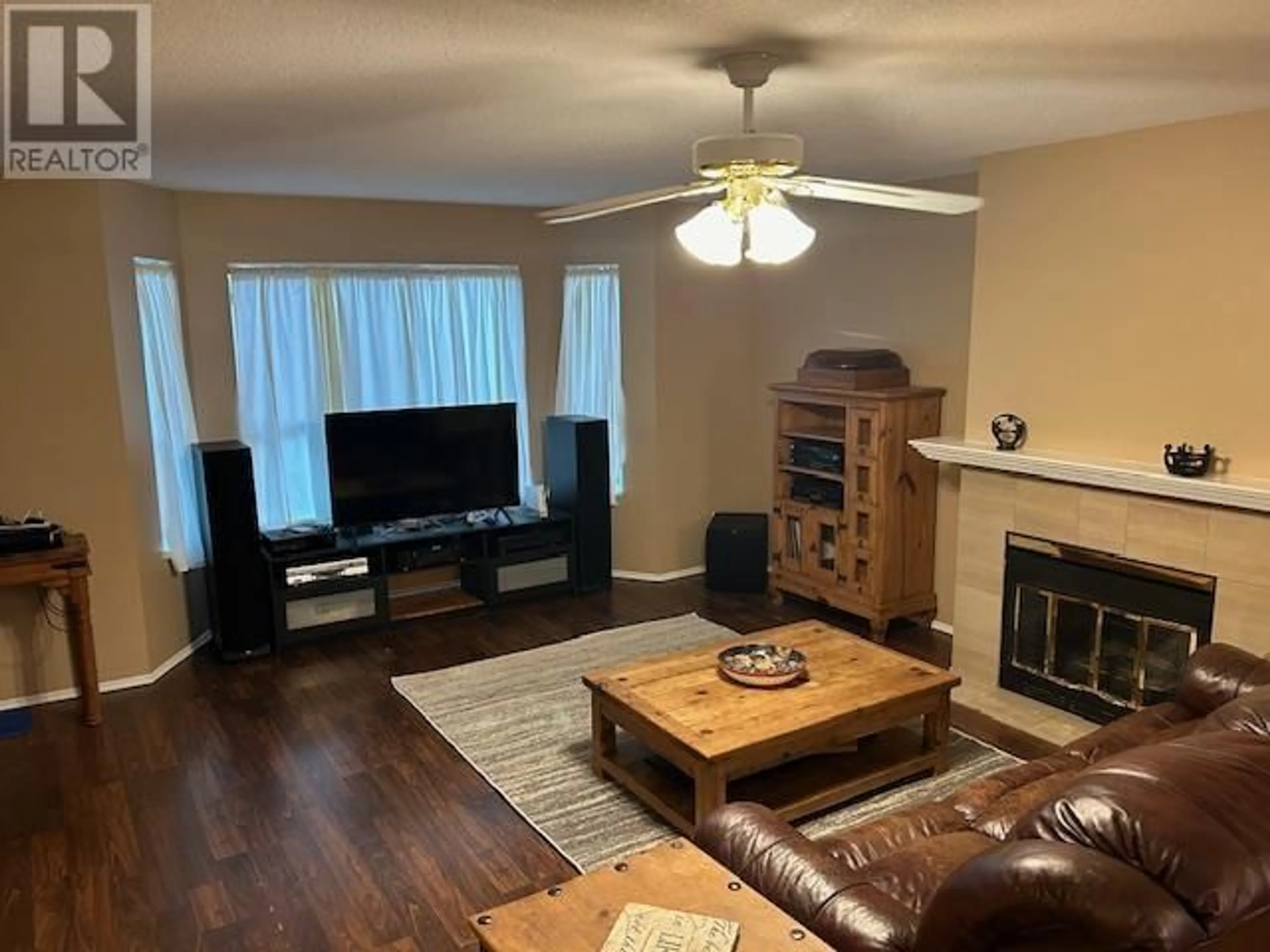 Living room, wood floors for 19 3476 COAST MERIDIAN ROAD, Port Coquitlam British Columbia V3B7H6