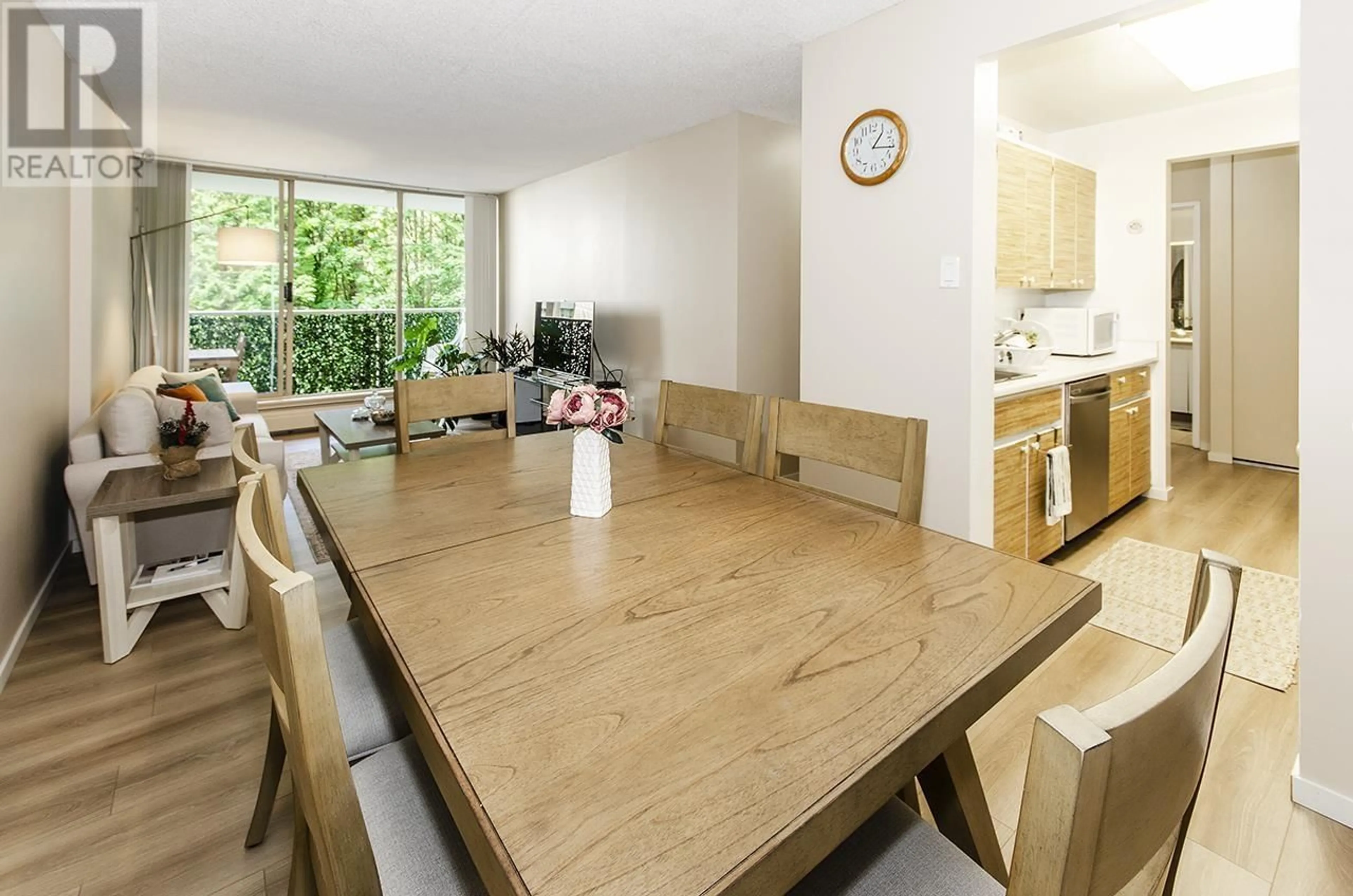 Dining room, wood floors, cottage for 407 2004 FULLERTON AVENUE, North Vancouver British Columbia V7P3G8