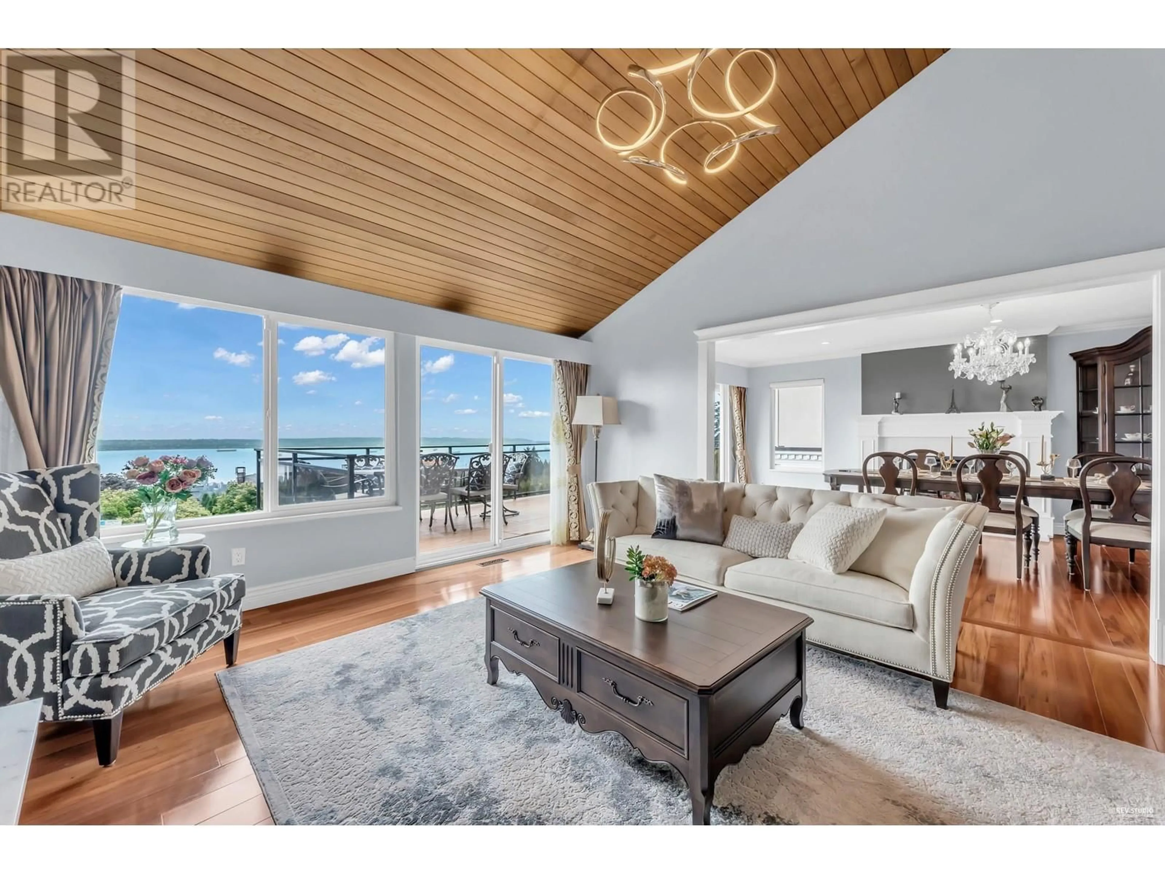 Living room, wood floors for 2171 WESTHILL WYND, West Vancouver British Columbia V7S2Z3