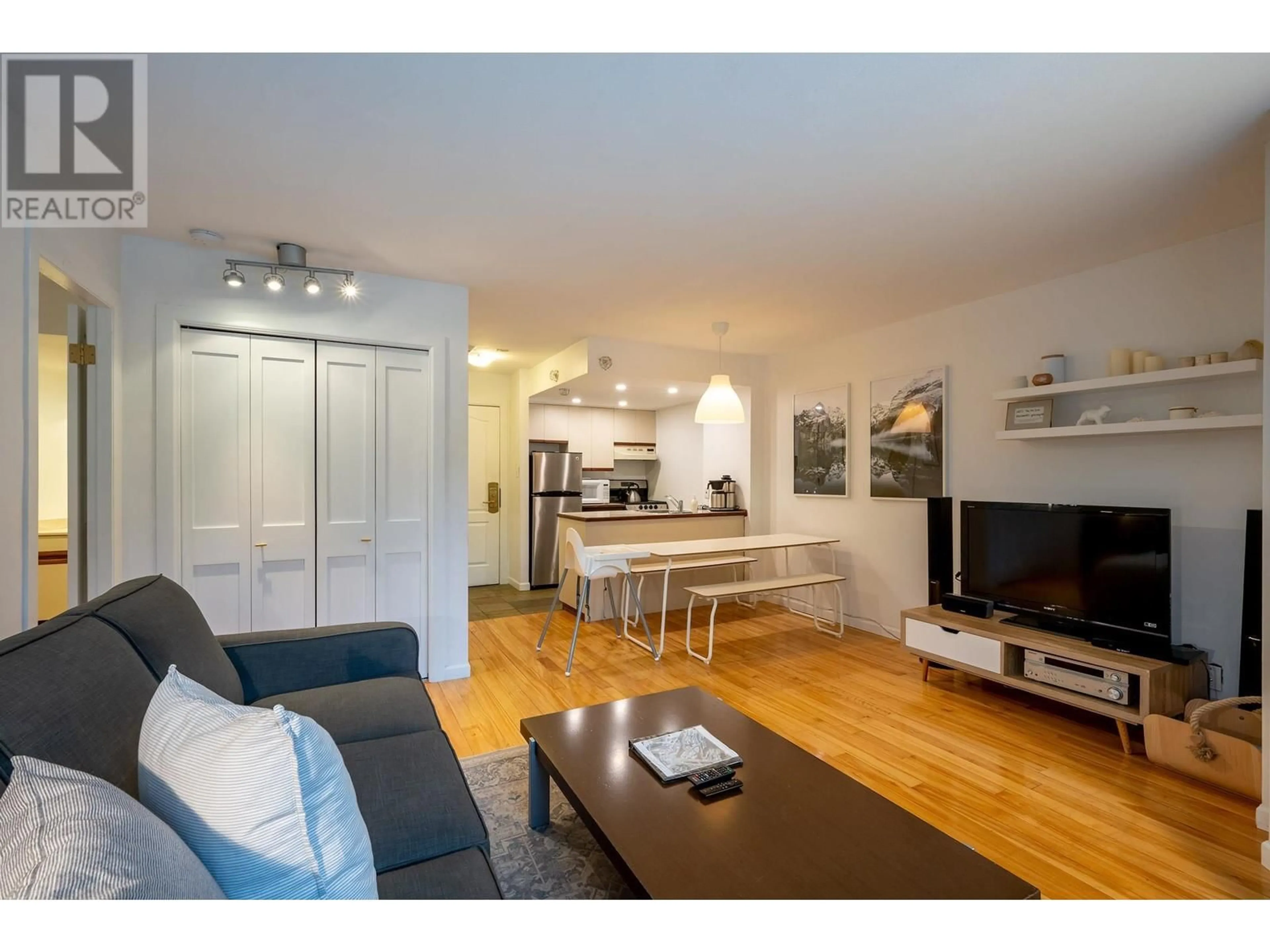 Living room, wood floors for 211 4809 SPEARHEAD DRIVE, Whistler British Columbia V0N1B4