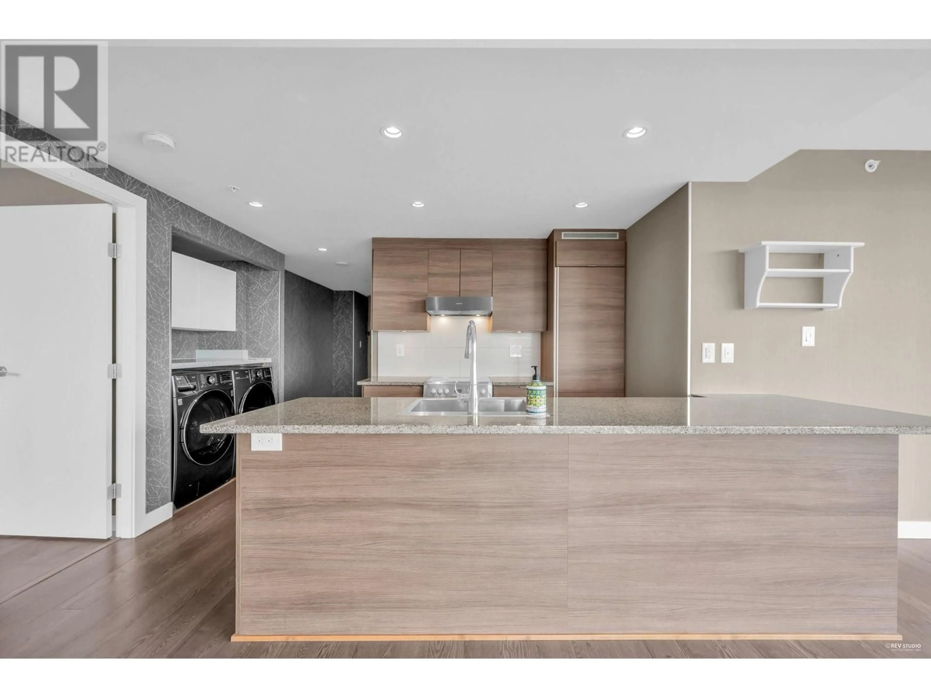 Open concept kitchen for 1402 489 INTERURBAN WAY, Vancouver British Columbia V5X0C7