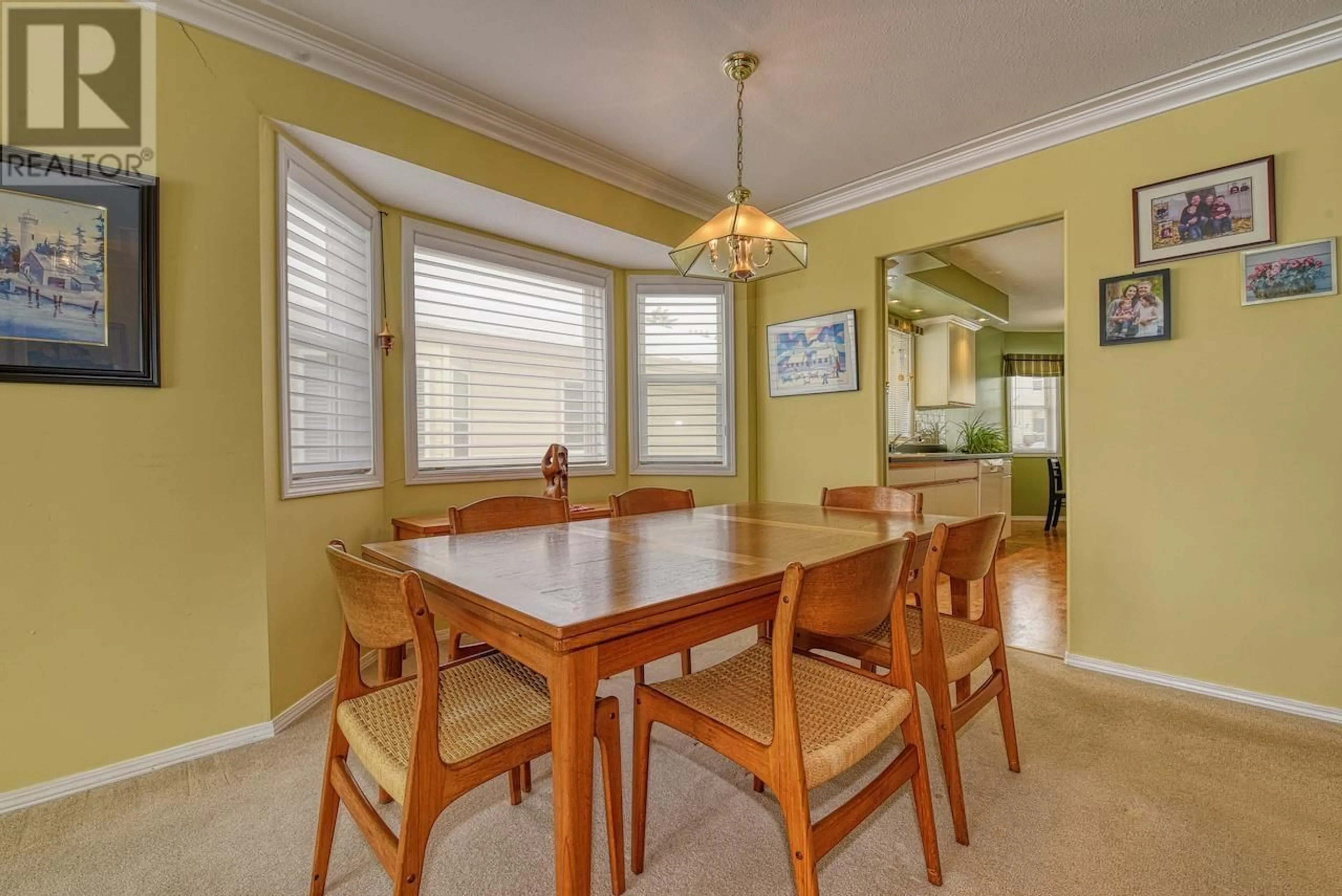 Dining room, wood floors for 13 500 WOTZKE DRIVE, Williams Lake British Columbia V2G4S9