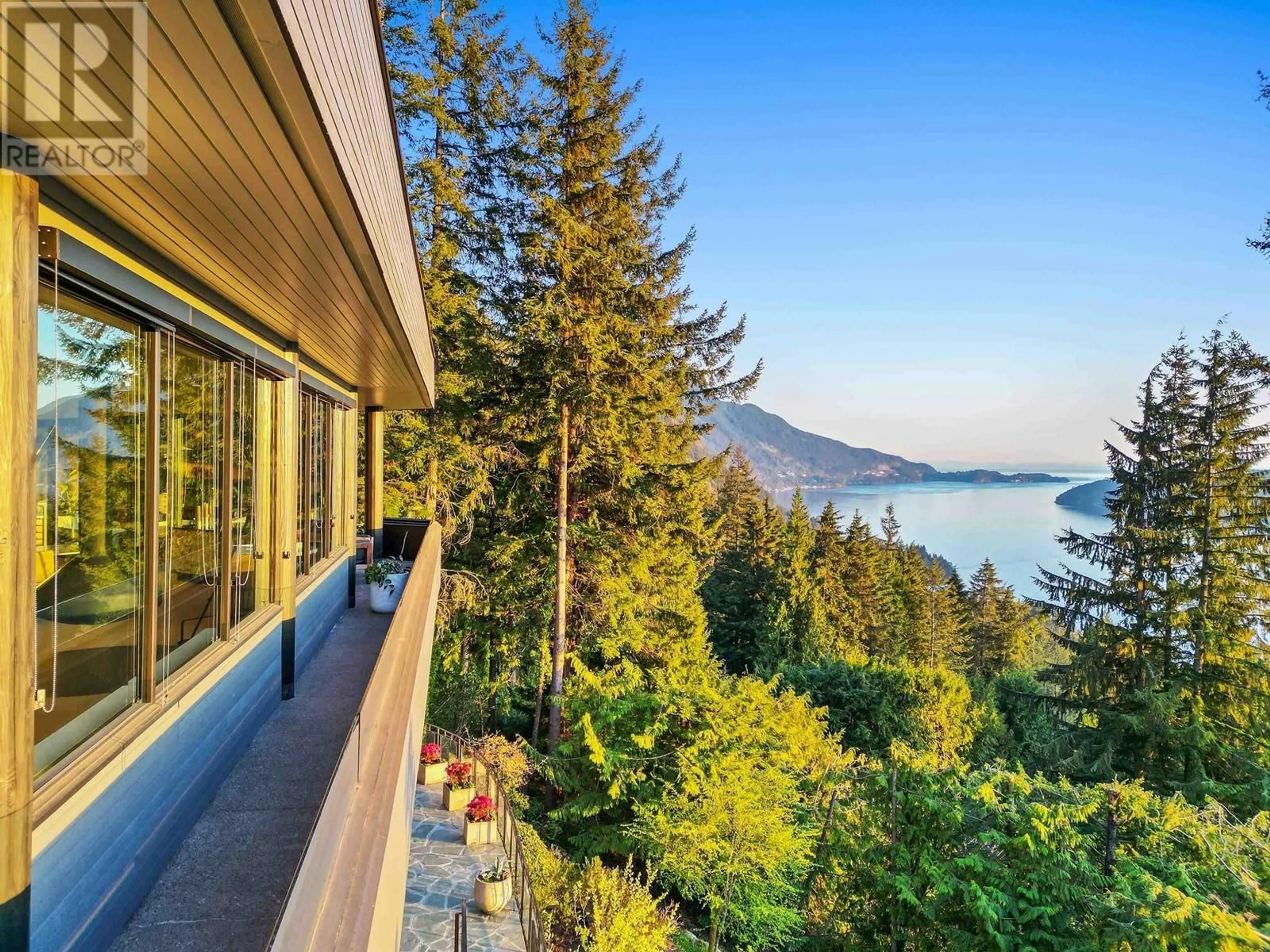 A pic from exterior of the house or condo, the view of mountain for 168 SUNSET DRIVE, Lions Bay British Columbia V0N2E0