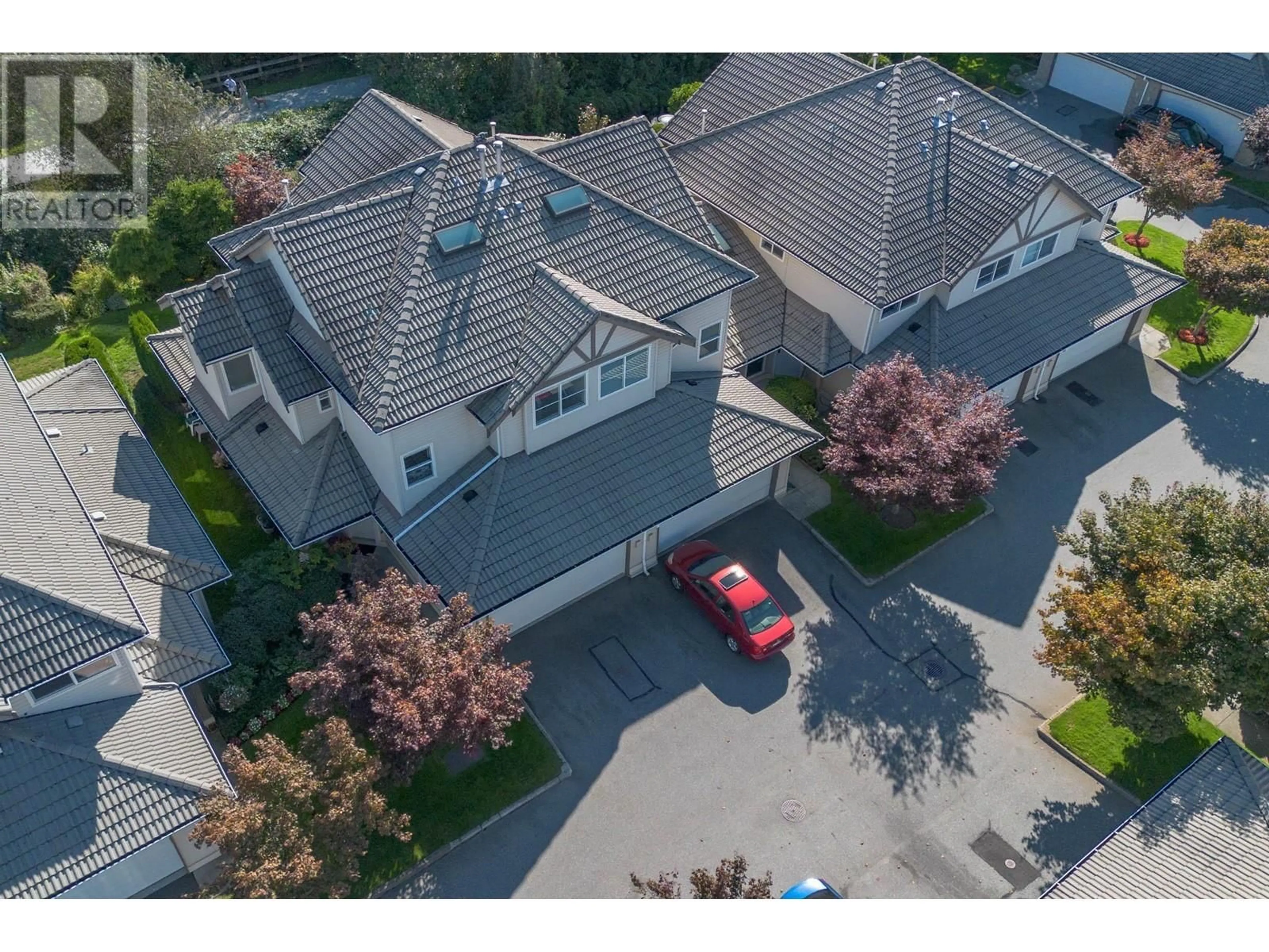 Frontside or backside of a home, the street view for 40 758 RIVERSIDE DRIVE, Port Coquitlam British Columbia V3B7V8