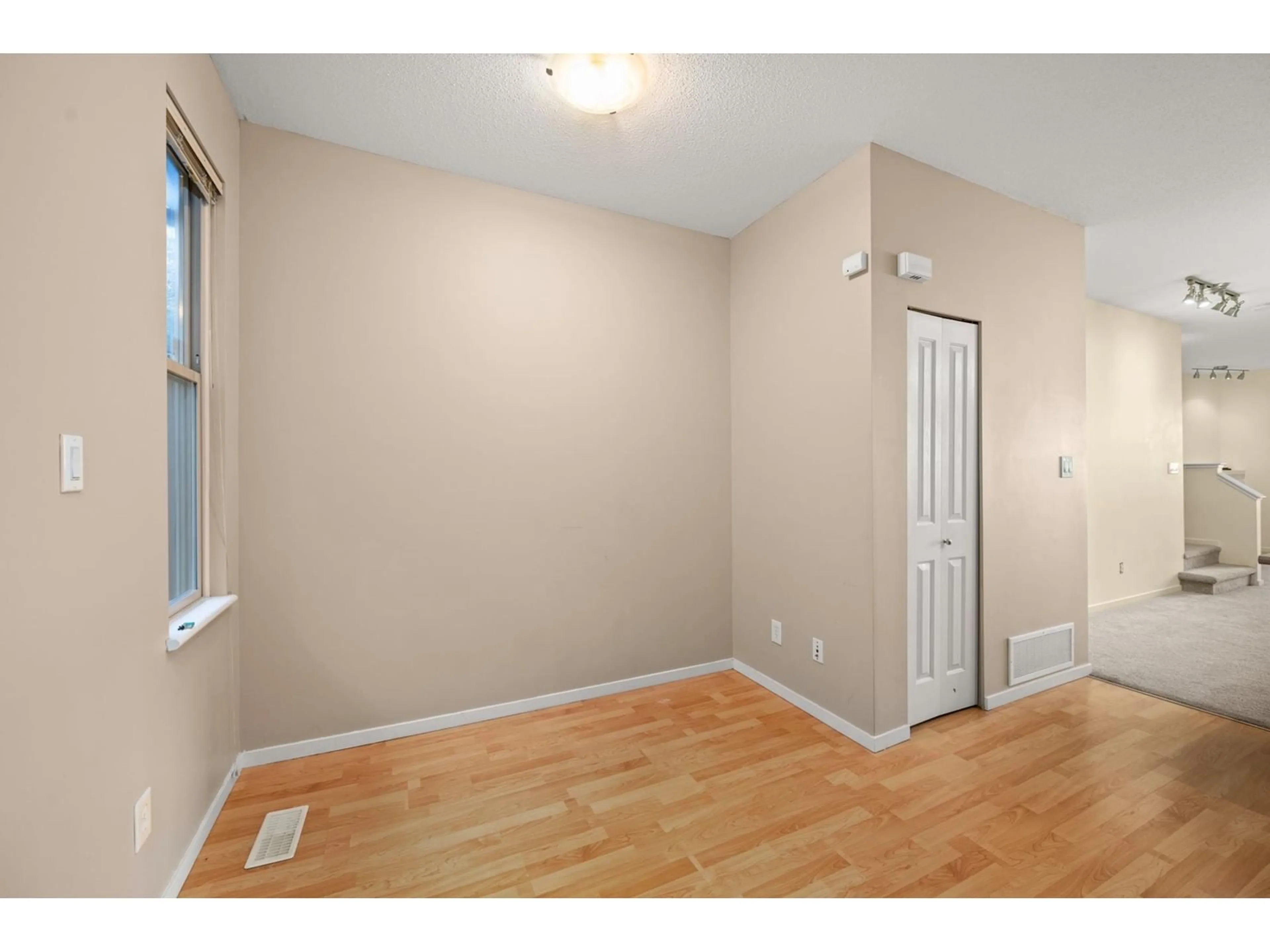 A pic of a room for 55 - 15152 62A, Surrey British Columbia V3S1V1