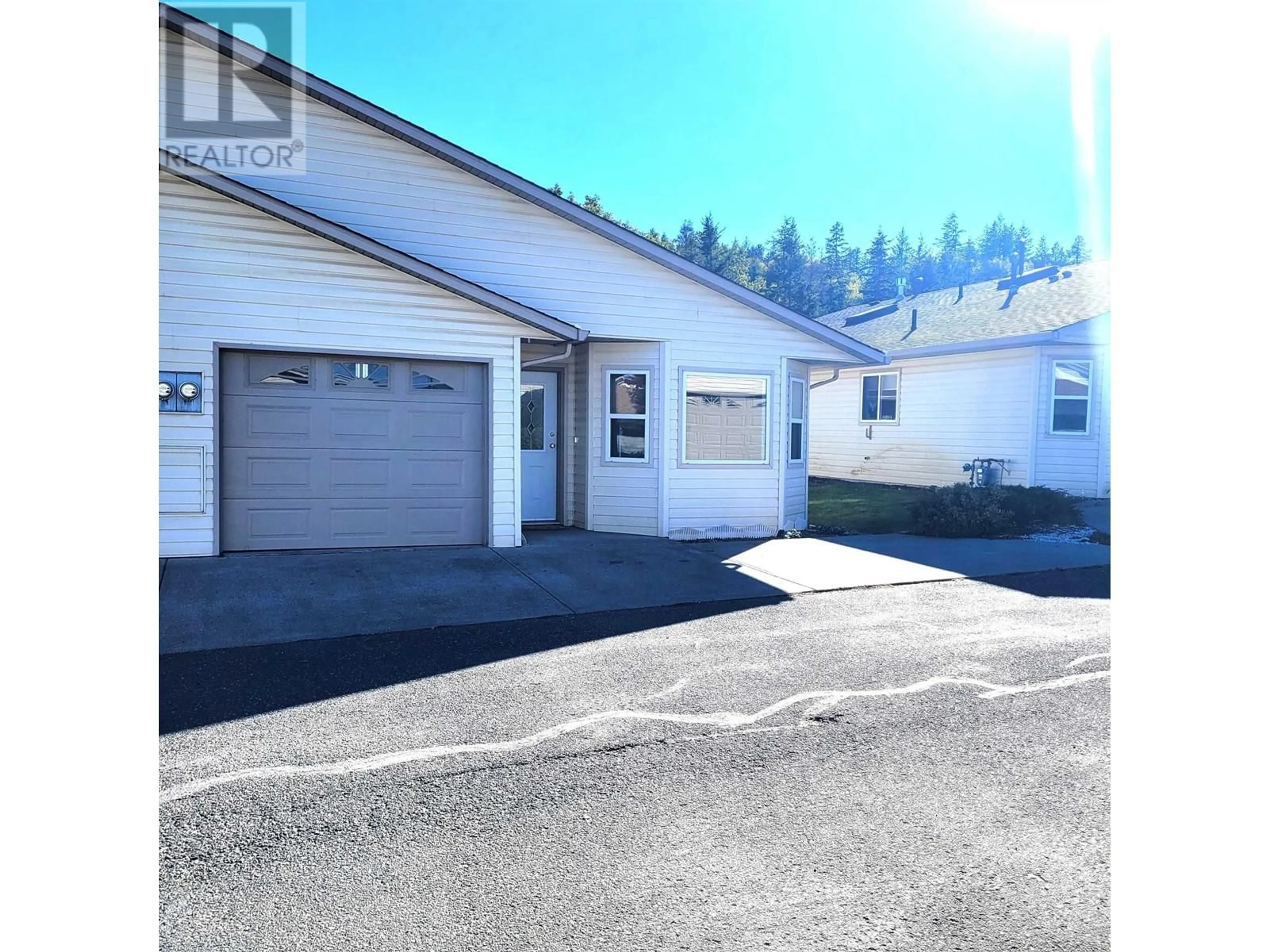 Indoor garage, cement floor for 39 500 WOTZKE DRIVE, Williams Lake British Columbia V2G4S9