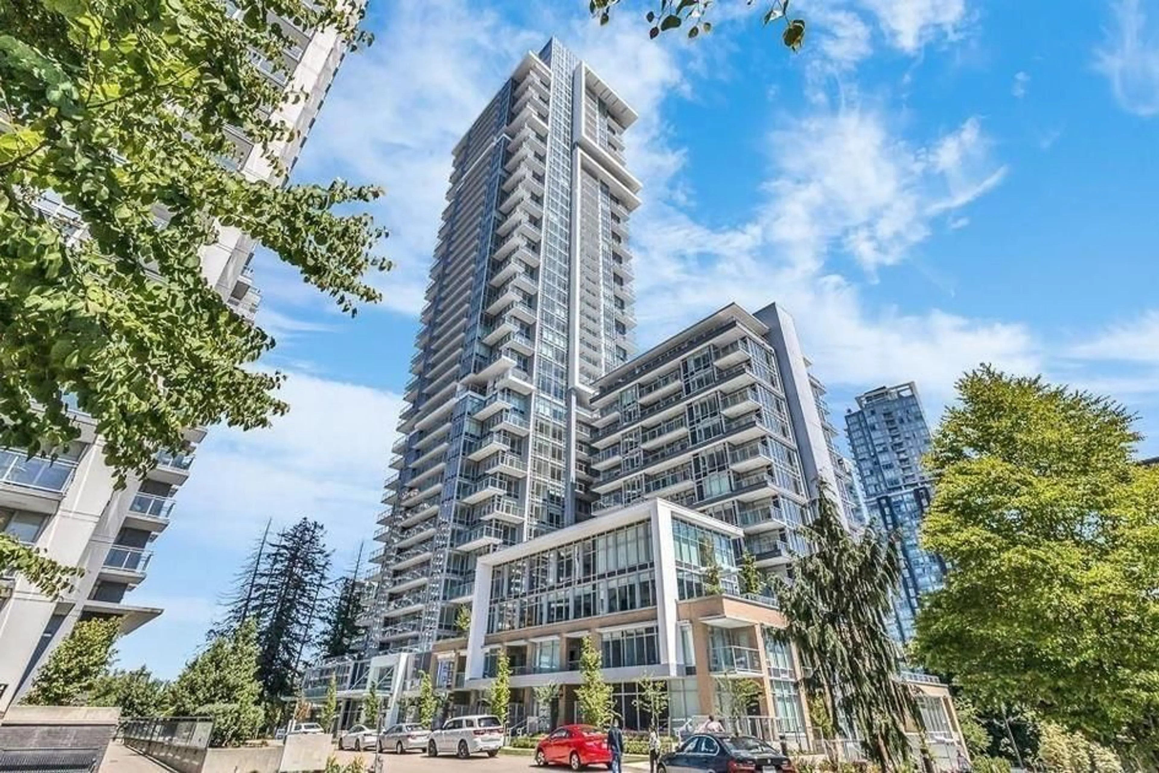 A pic from exterior of the house or condo, the view of city buildings for 508 13350 CENTRAL AVENUE, Surrey British Columbia V3T0S1