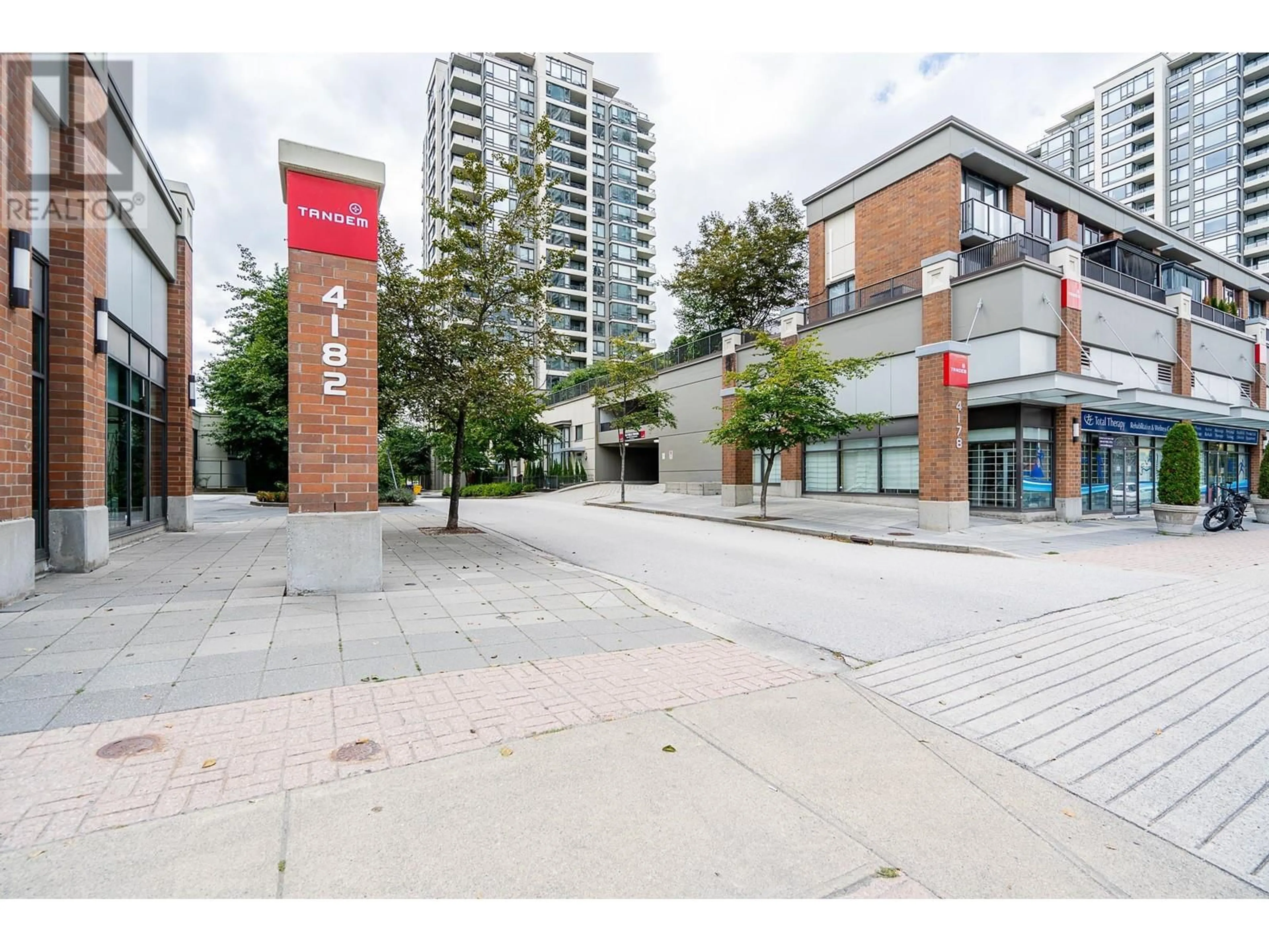 A pic from exterior of the house or condo, the street view for 807 4182 DAWSON STREET, Burnaby British Columbia V5C0A2