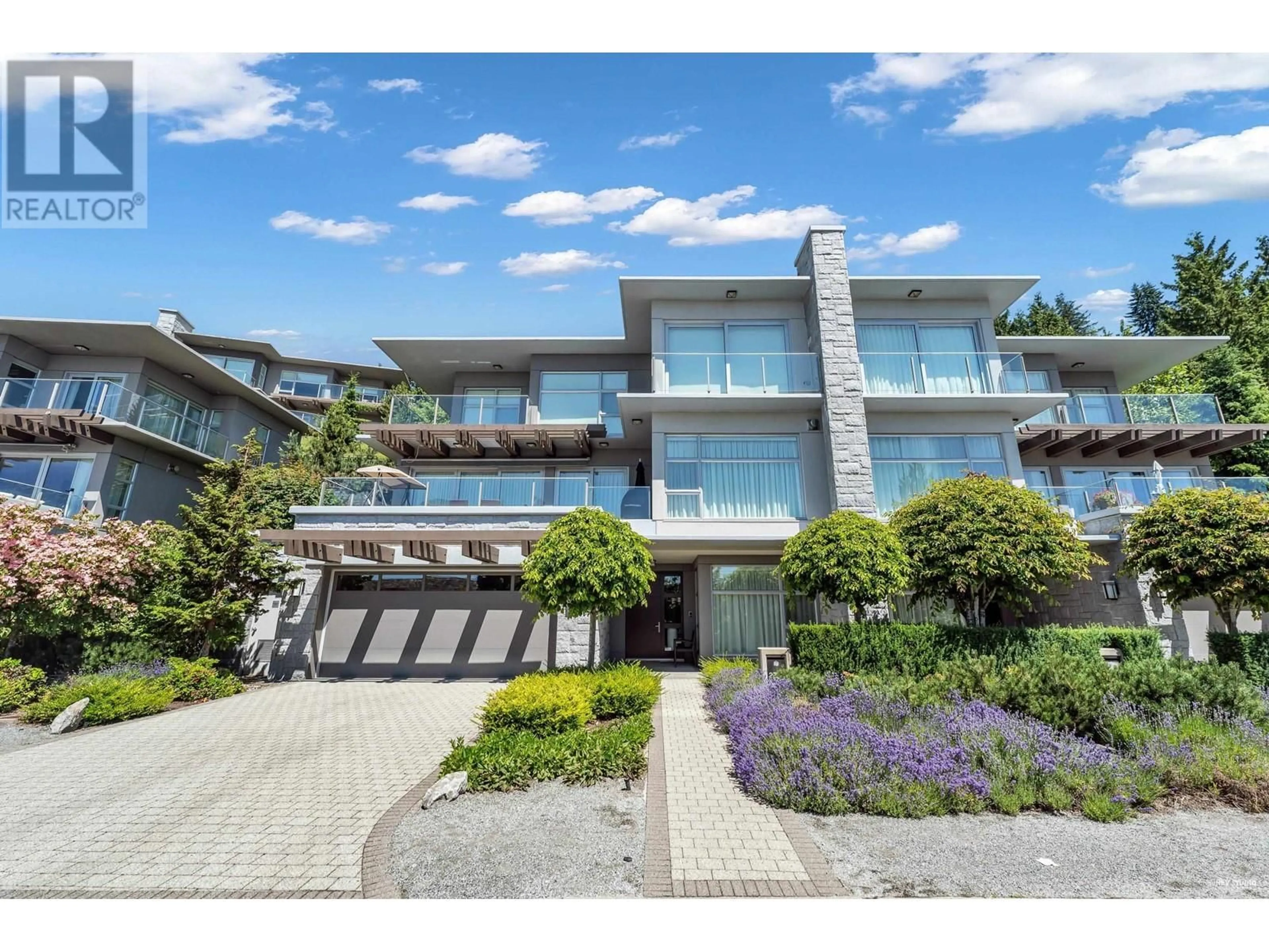 A pic from exterior of the house or condo, the street view for 2728 HIGHVIEW PLACE, West Vancouver British Columbia V7S0A4