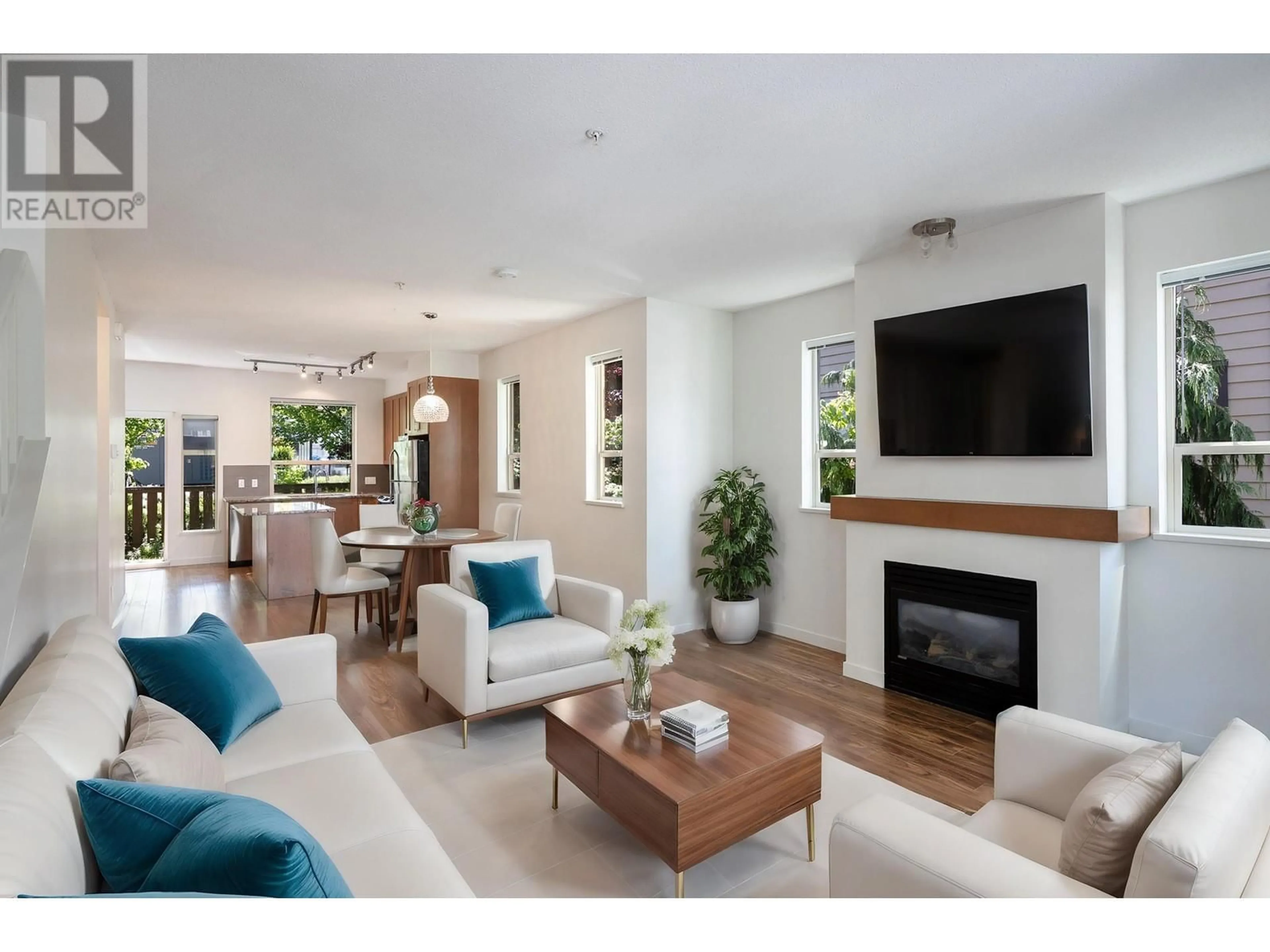 Living room, wood floors for 38348 EAGLEWIND BOULEVARD, Squamish British Columbia V8B0R8