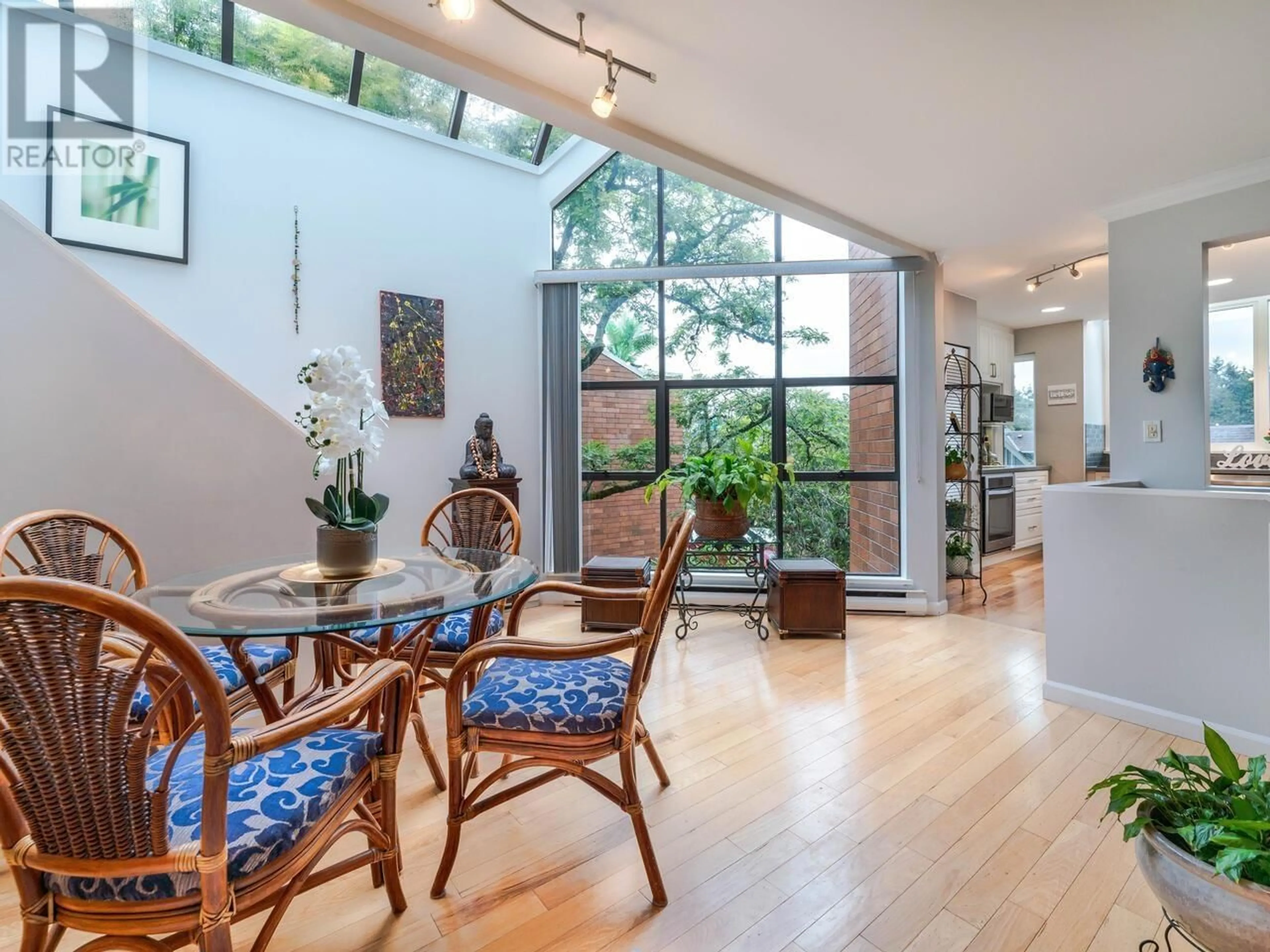 Dining room, wood floors, cottage for 838 W 7TH AVENUE, Vancouver British Columbia V5Z1C1