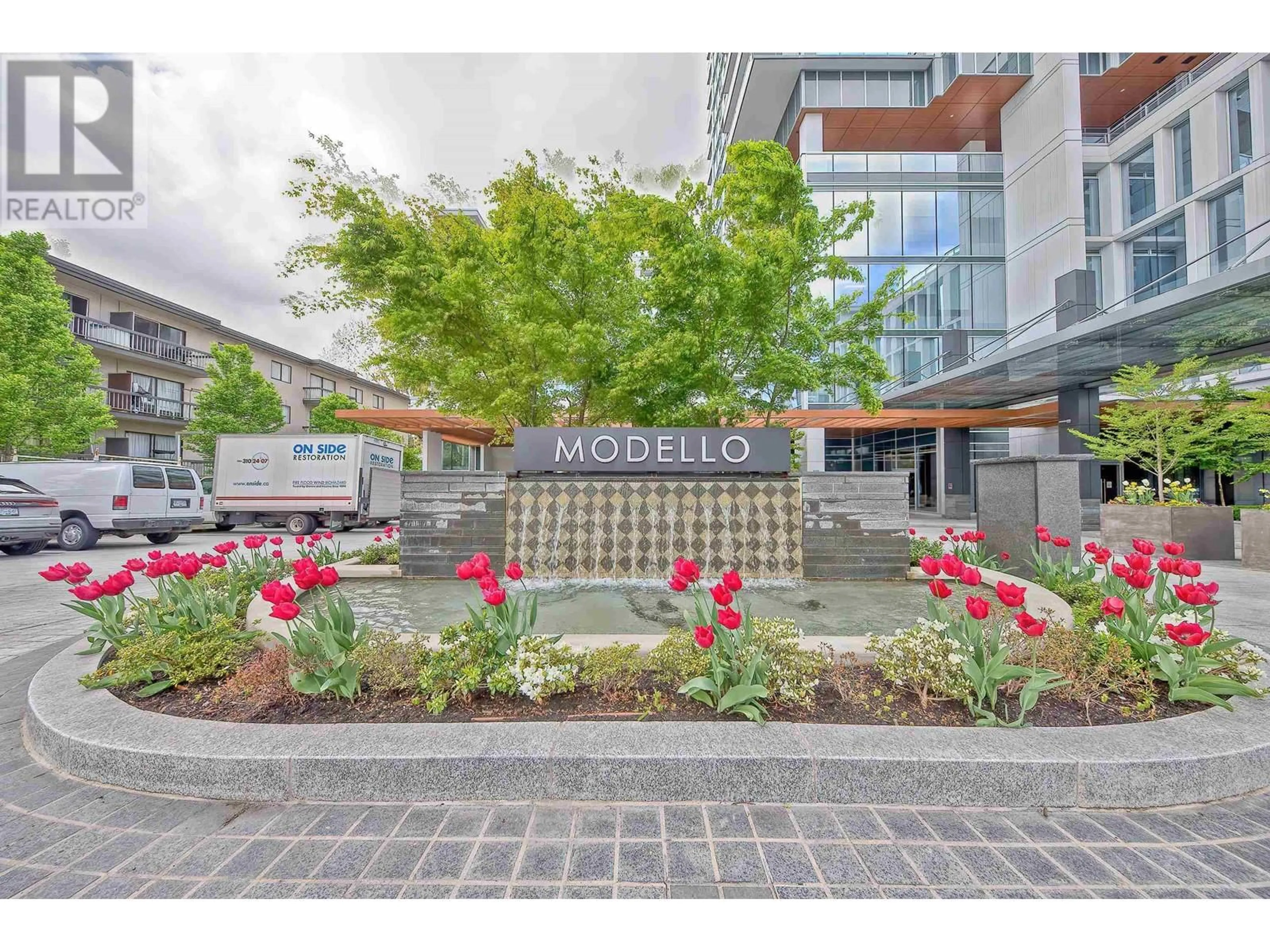 Patio, the street view for 2005 4360 BERESFORD STREET, Burnaby British Columbia V5H0G2