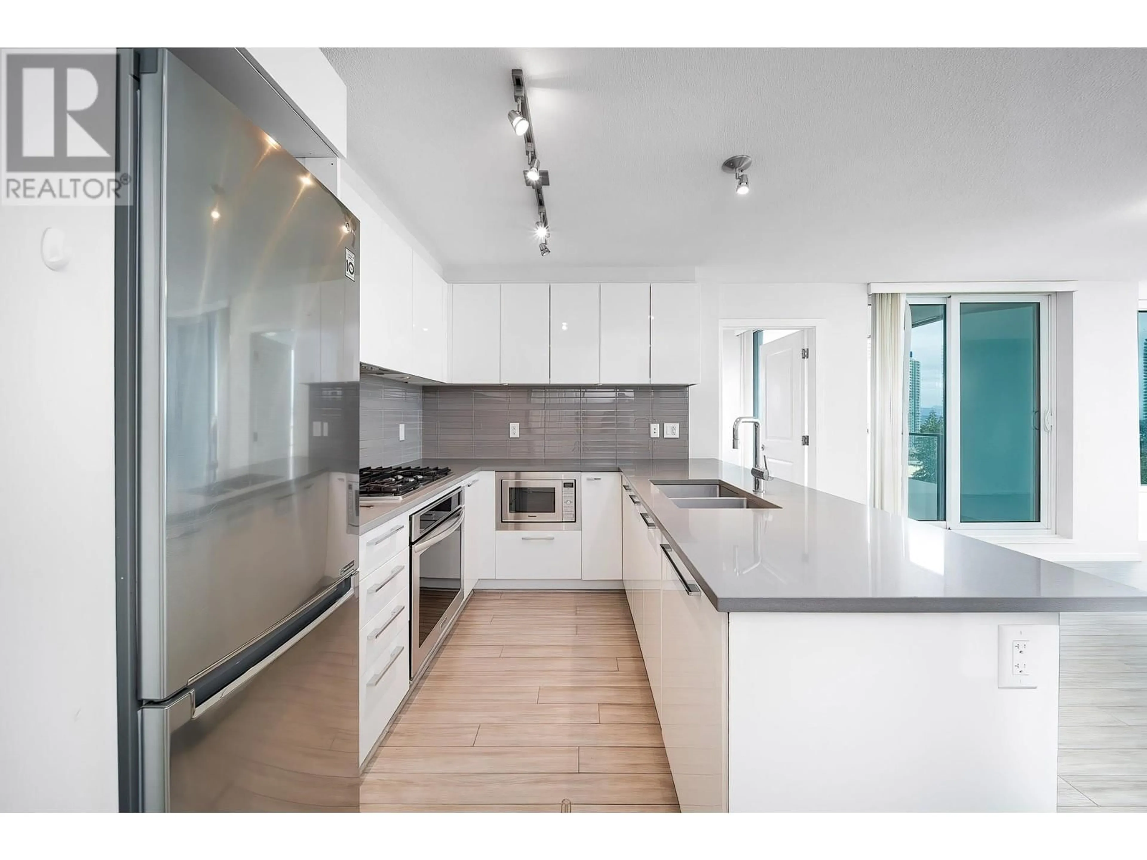 Unknown for 1809 - 6658 DOW AVENUE, Burnaby British Columbia V5H0C7