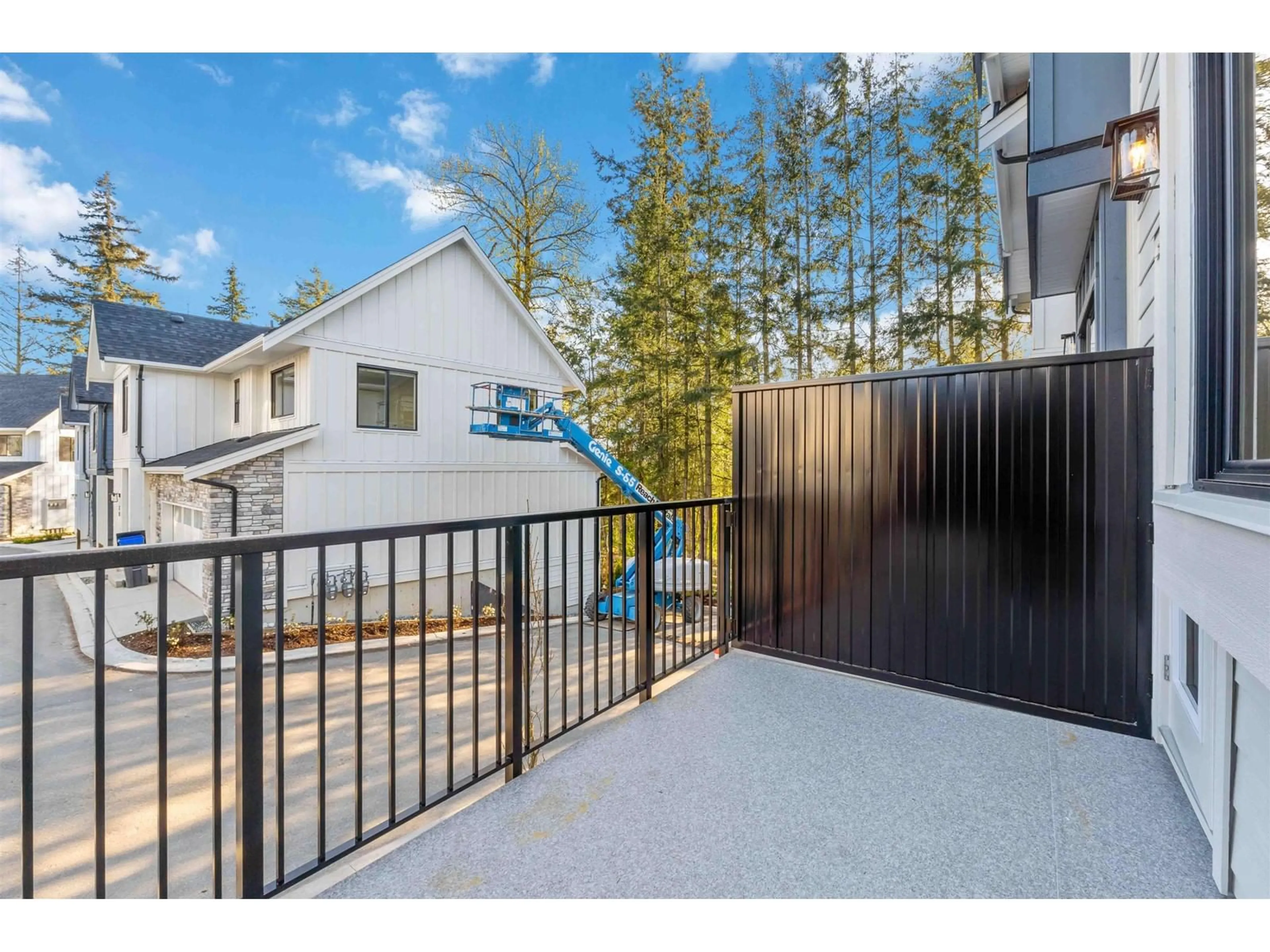 Fenced yard for 24 1871 165A STREET, Surrey British Columbia V3Z9N3