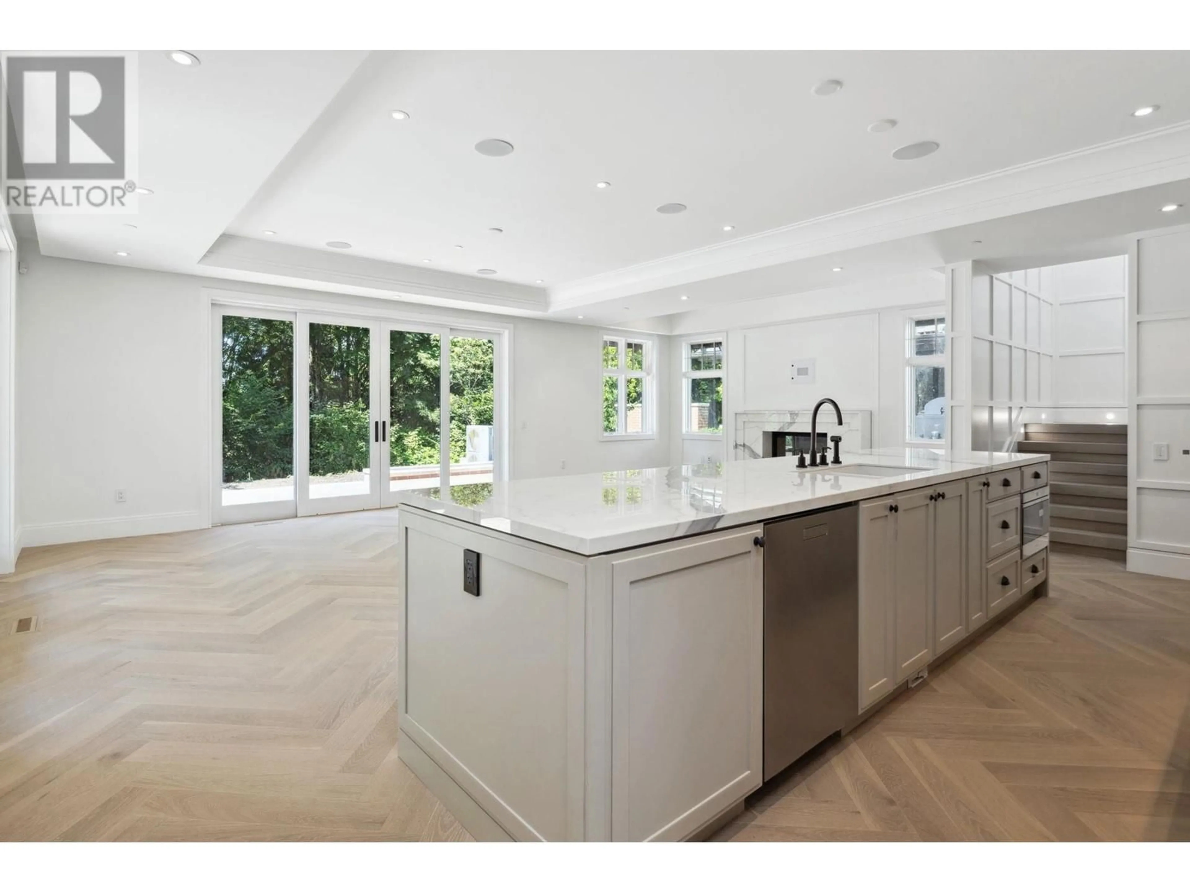 Open concept kitchen for 2056 SW MARINE DRIVE, Vancouver British Columbia V6P6B5