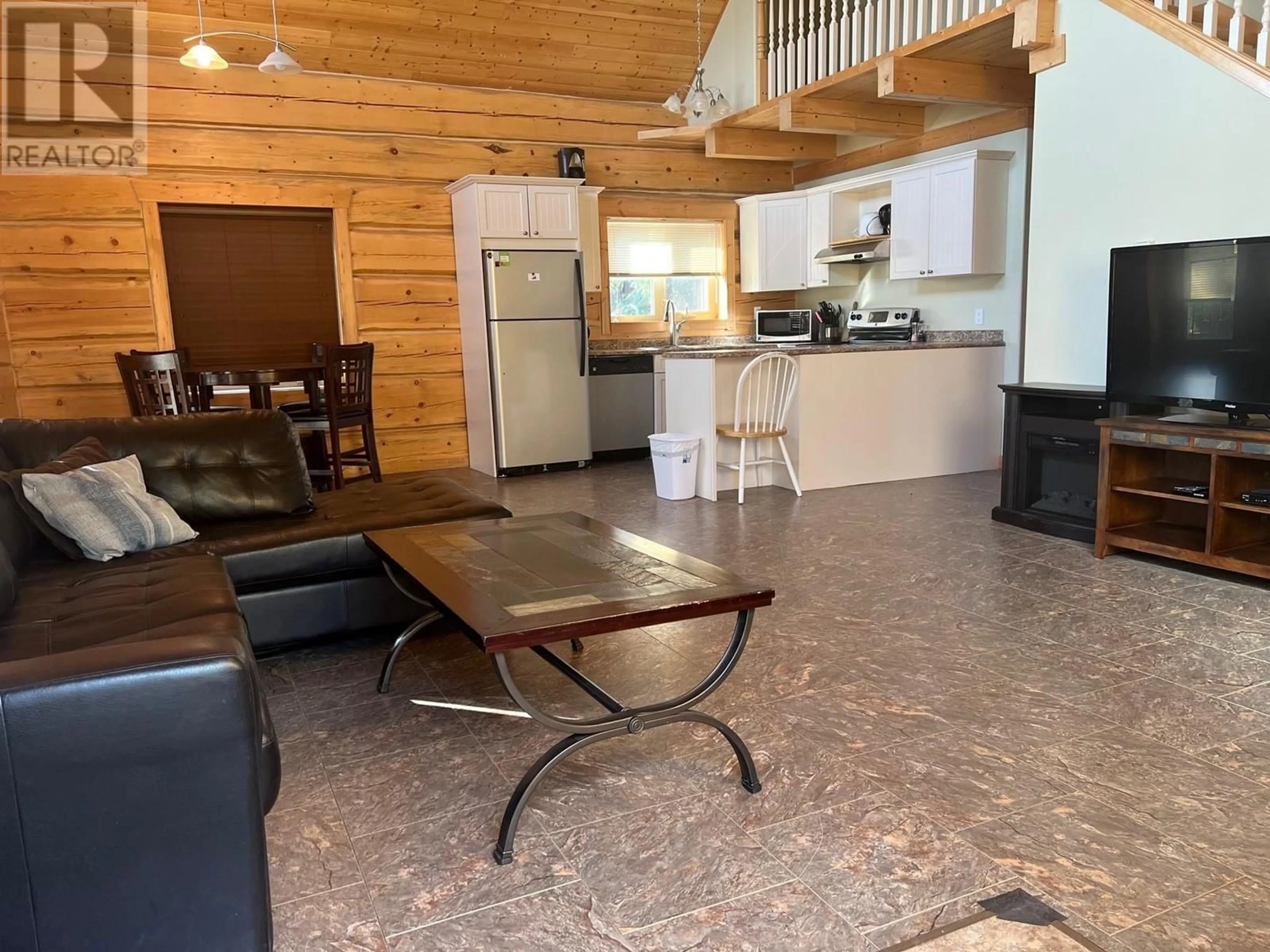 Standard kitchen, unknown for 10405 LEMIEUX STREET, Hudsons Hope British Columbia V0C1V0
