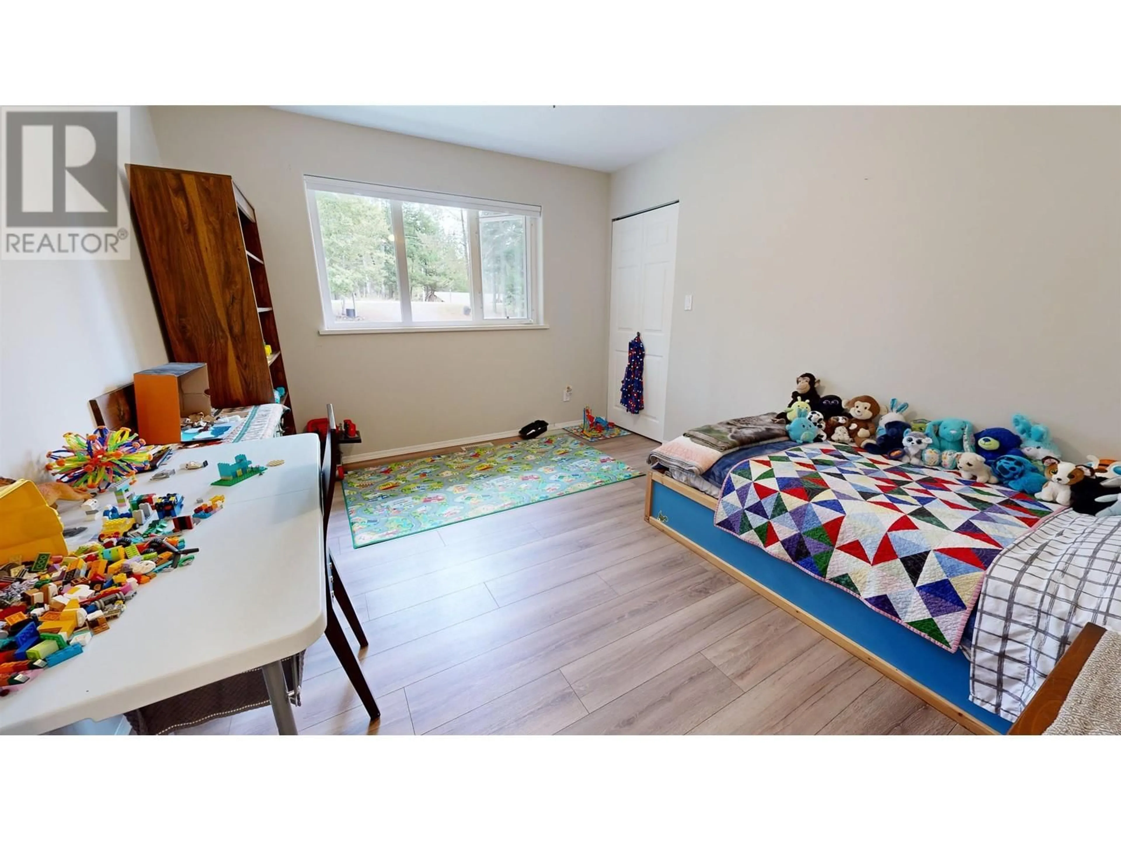 A pic of a room, unknown floor for 4908 PEASIM COURT, 108 Mile Ranch British Columbia V0K2Z0