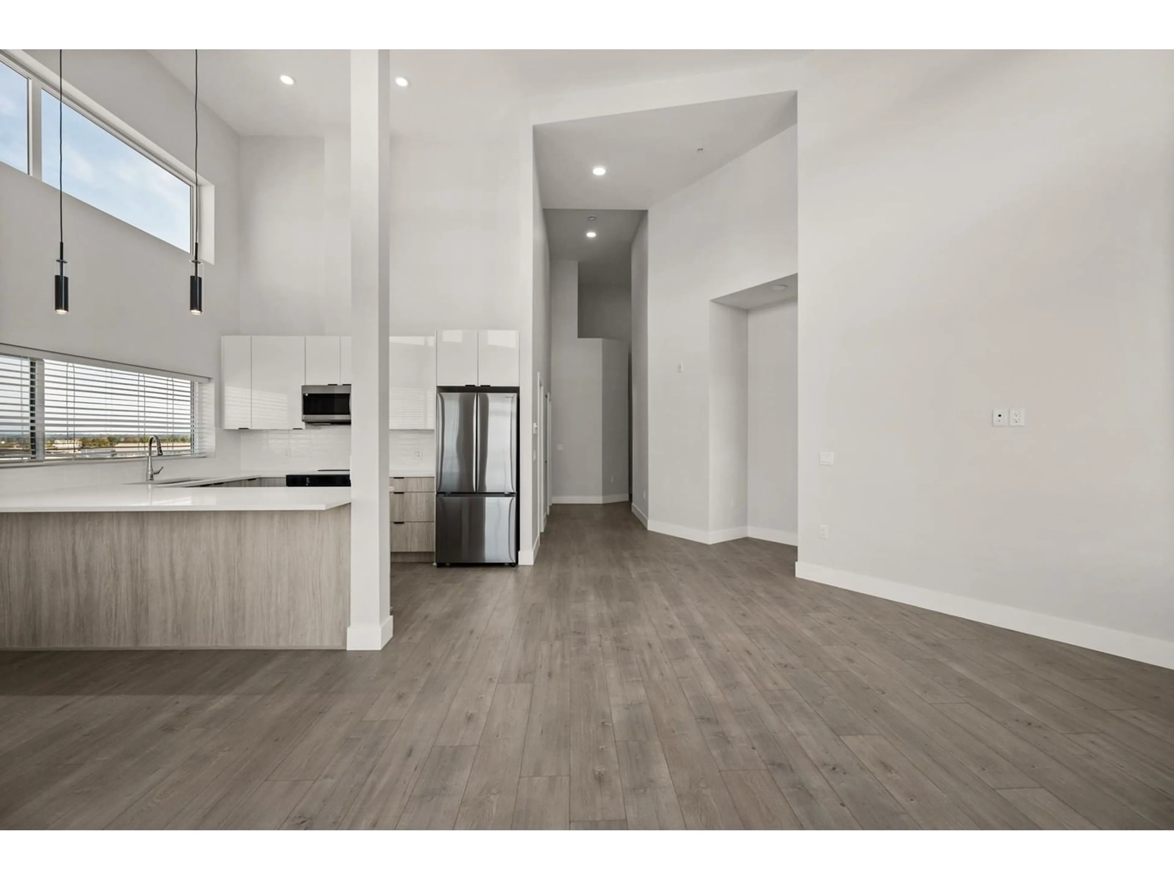 Open concept kitchen, unknown for 615 - 20061 FRASER, Langley British Columbia V3A0R4