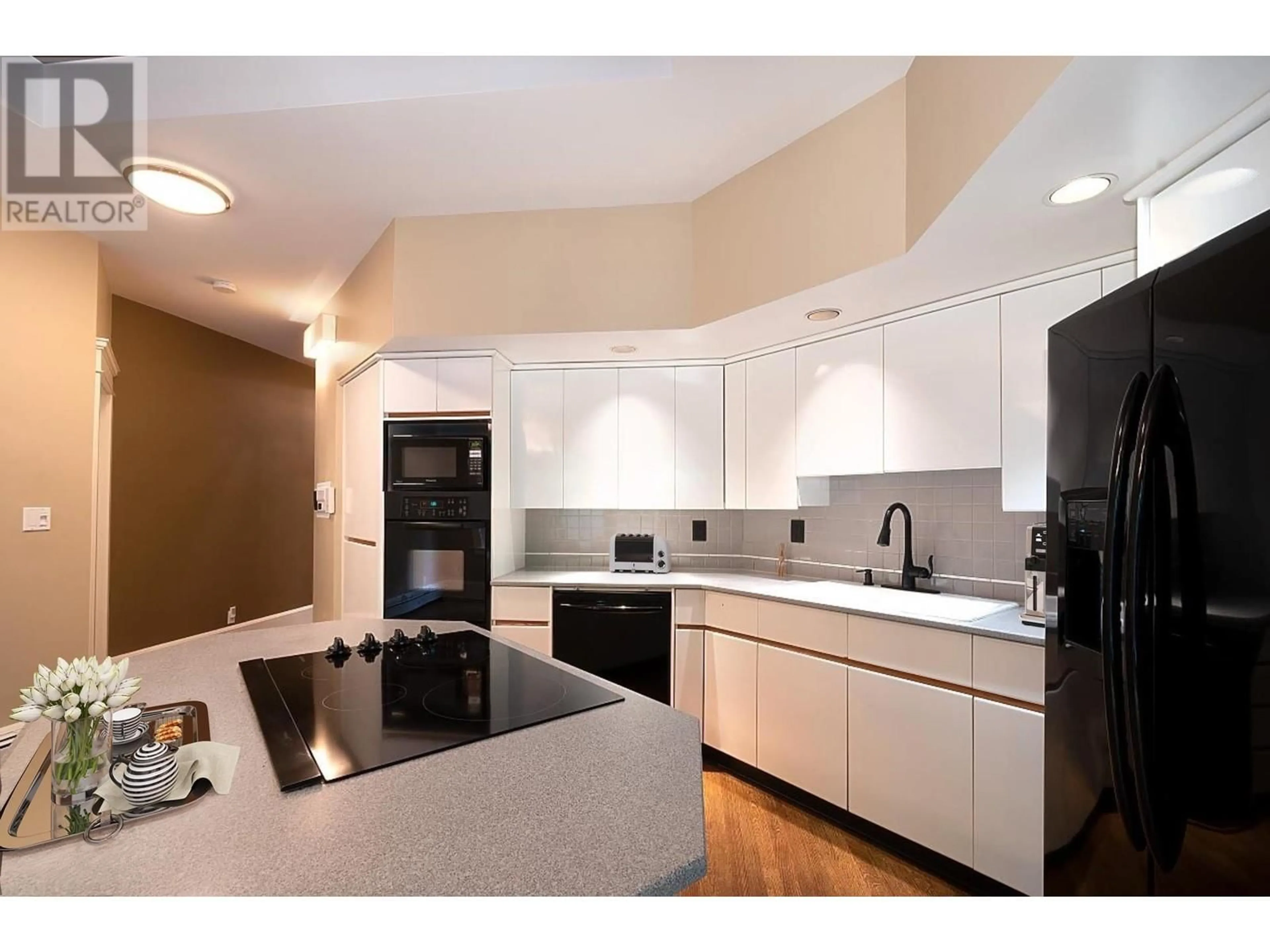 Open concept kitchen for 1574 ANGUS DRIVE, Vancouver British Columbia V6J4H3