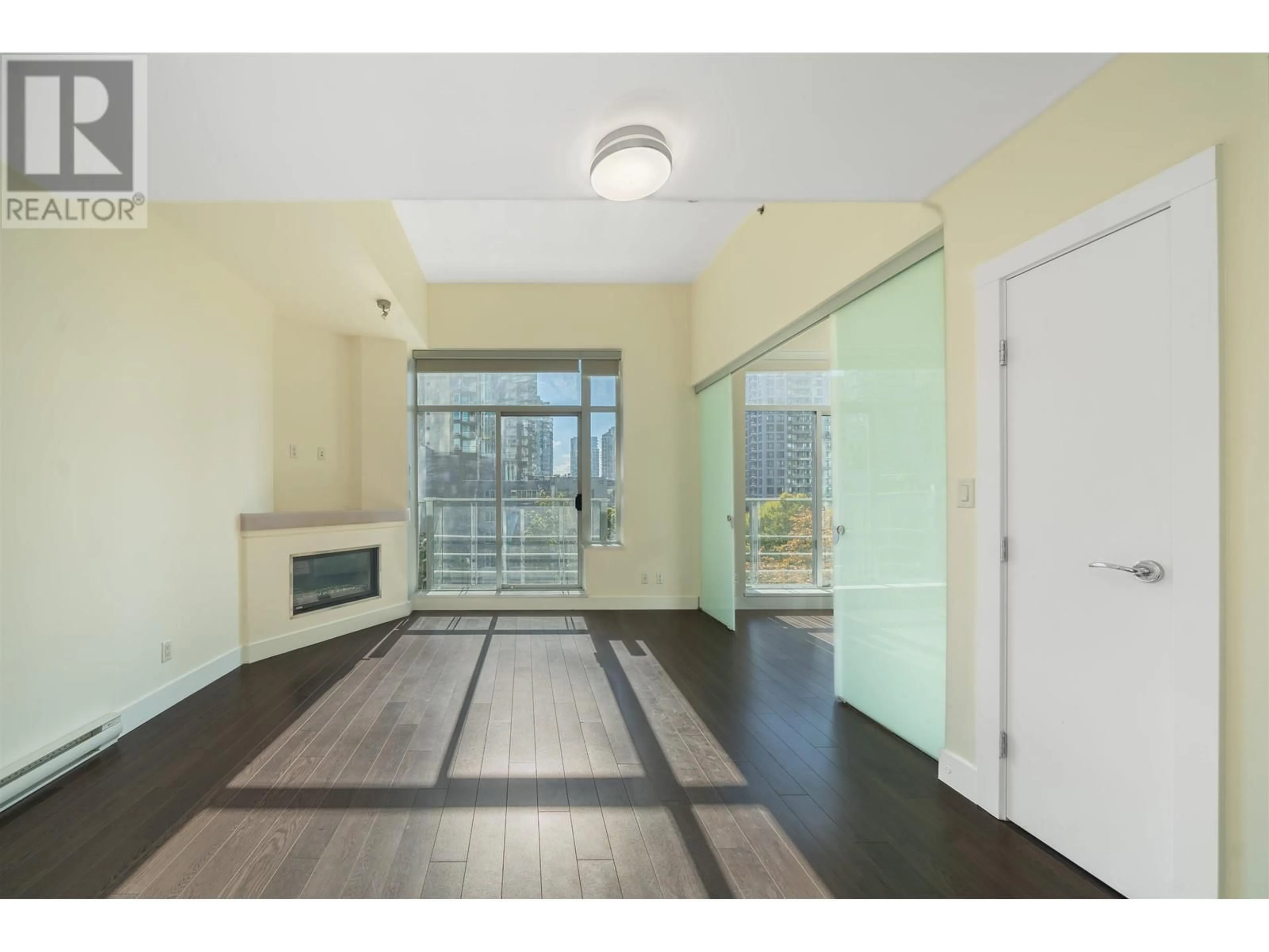 Other indoor space, wood floors for 407 535 SMITHE STREET, Vancouver British Columbia V6B0H2